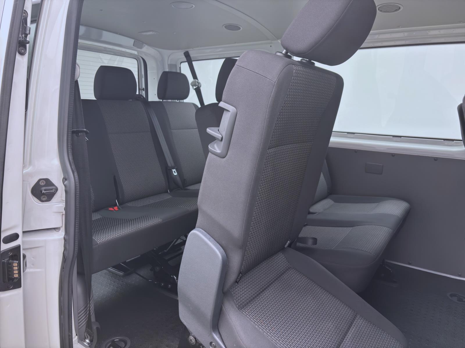 Bild 16: Volkswagen T6.1 Transporter Kombi 2.0 TDI 9-SITZER NAVI PDC KLIMA