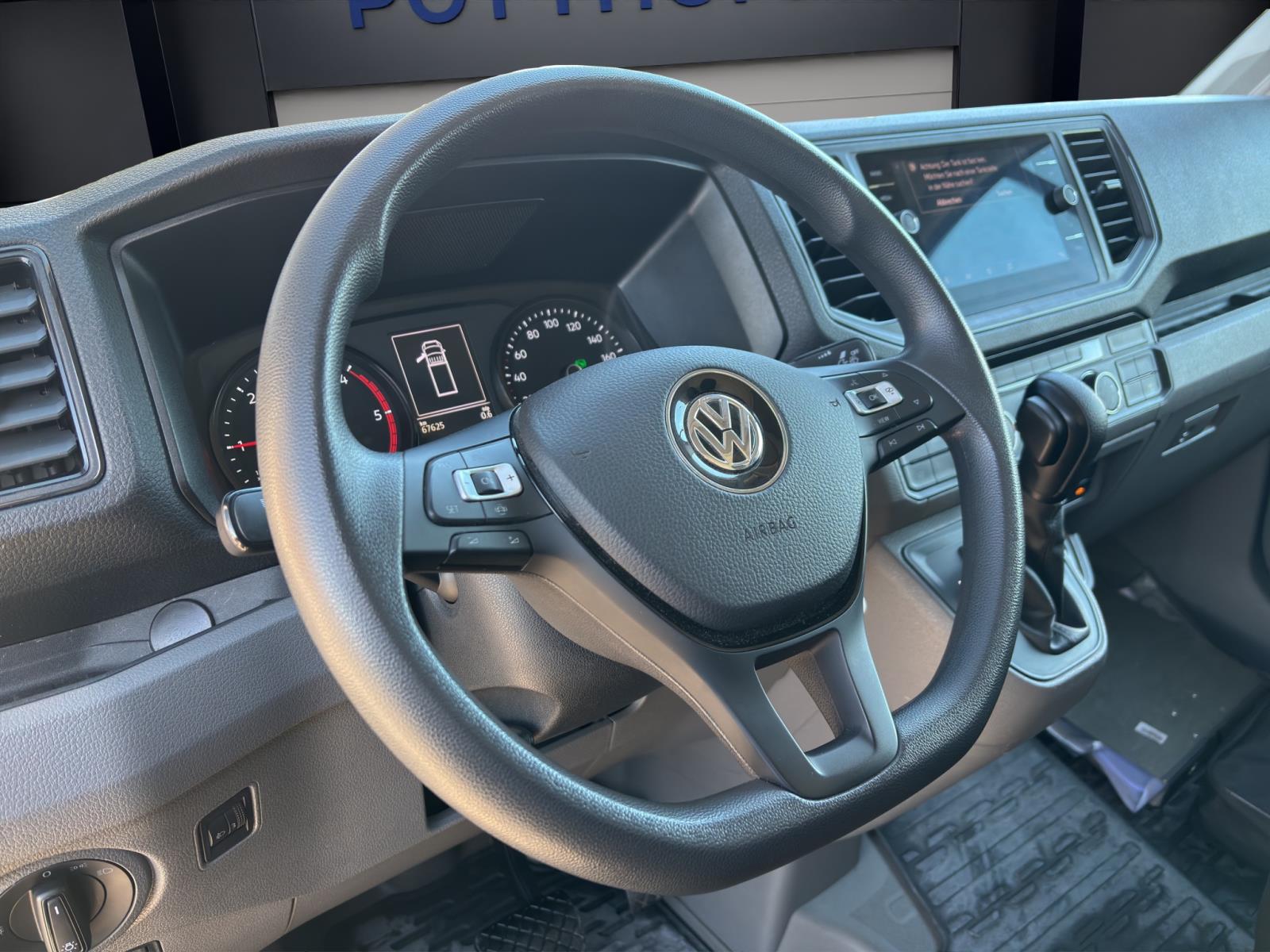 Volkswagen Crafter Pritsche 35 TDI DSG KOFFER LADEBOARDWAND KLIMA