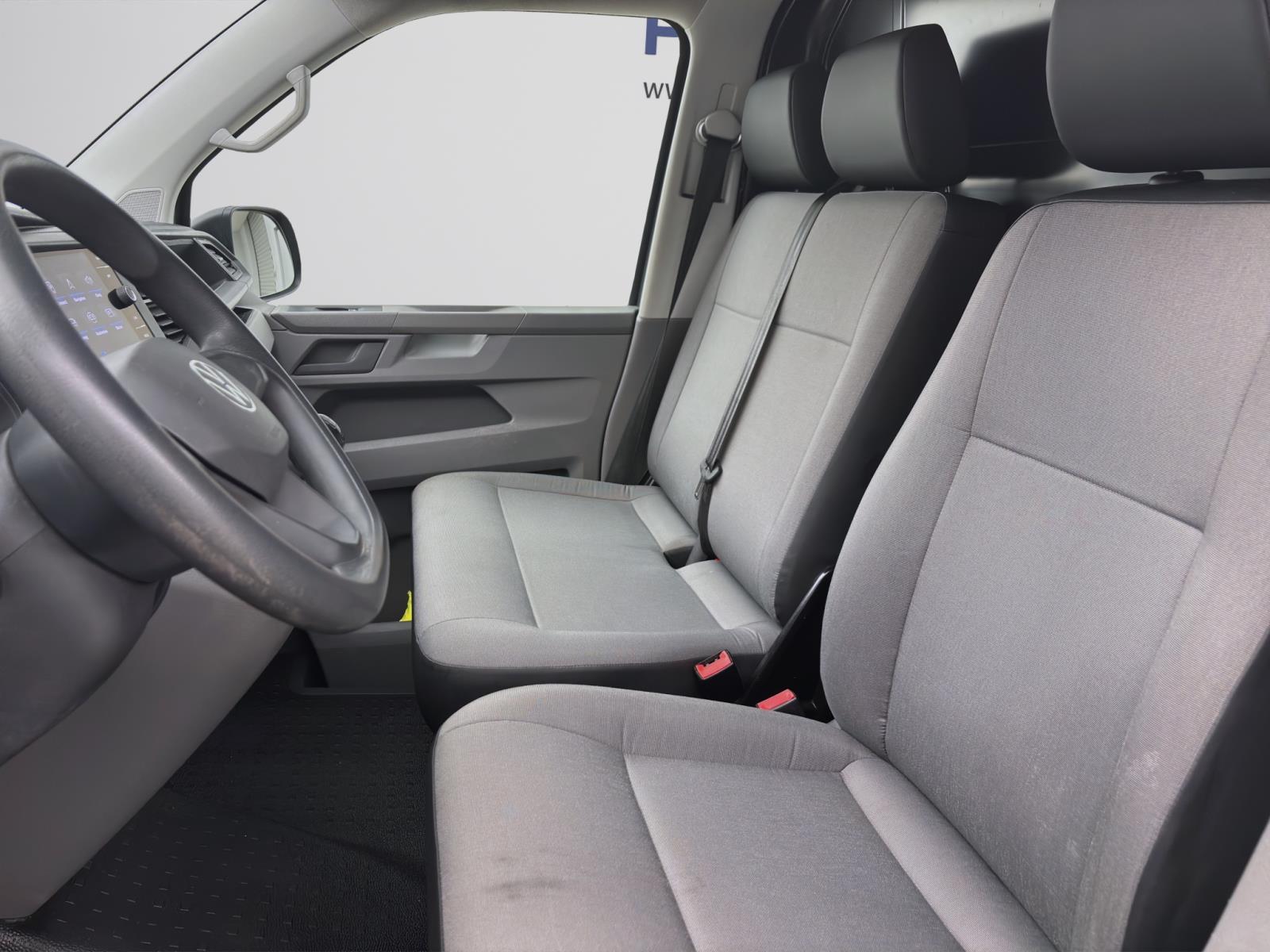 Volkswagen T6.1 Transporter Kasten 2.0 TDI ECO PROFI NAVI AHK KLIMA