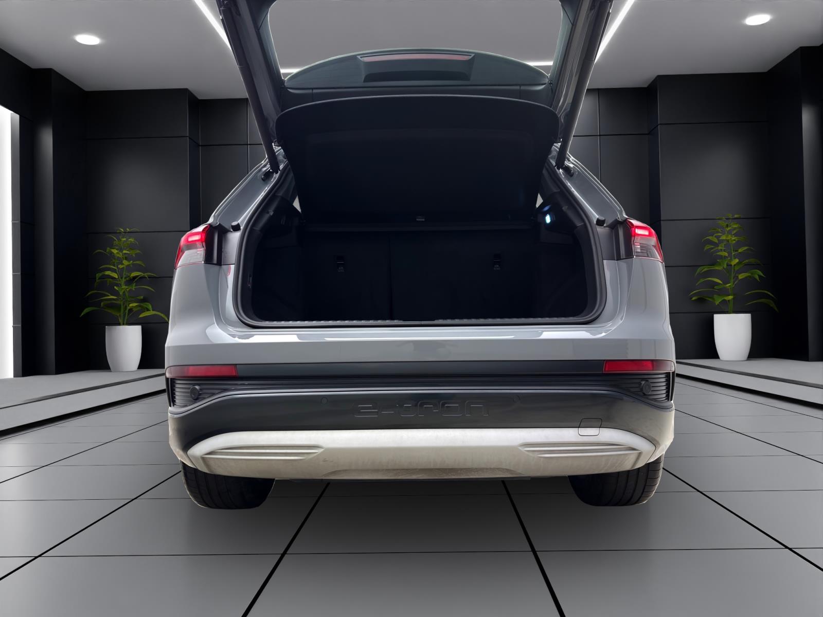 Audi Q4 e-tron 40 AHK NAVI+ MATRIX VIRTUAL
