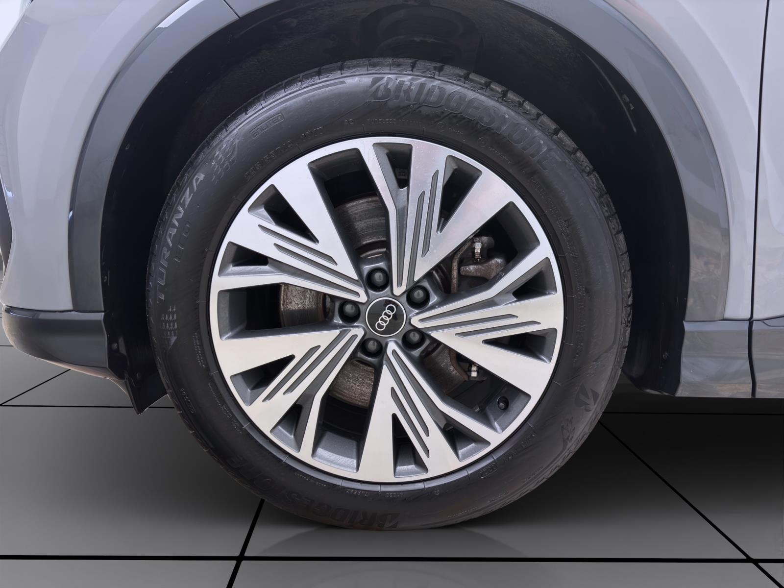 Audi Q4 e-tron 40 AHK NAVI+ MATRIX VIRTUAL
