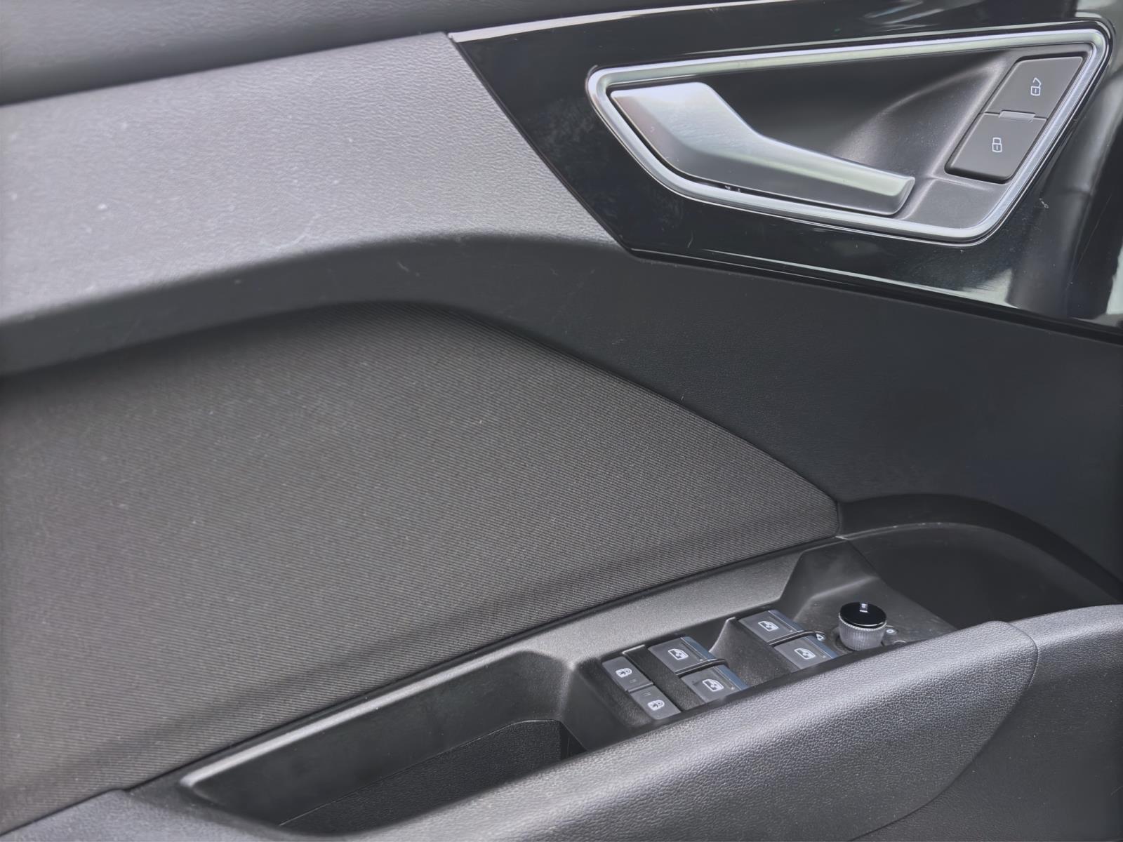Audi Q4 e-tron 40 AHK NAVI-PRO MATRIX VIRTUAL