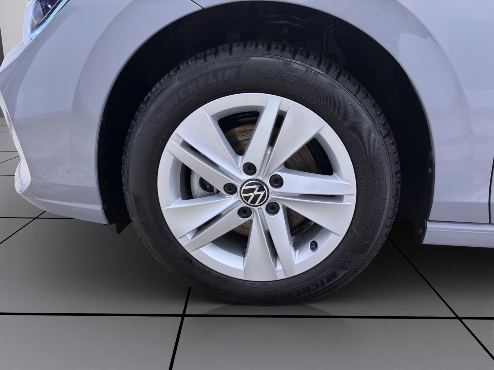 Volkswagen Golf 1.5 TSI LIFE PDC LED KLIMA SITZHZG