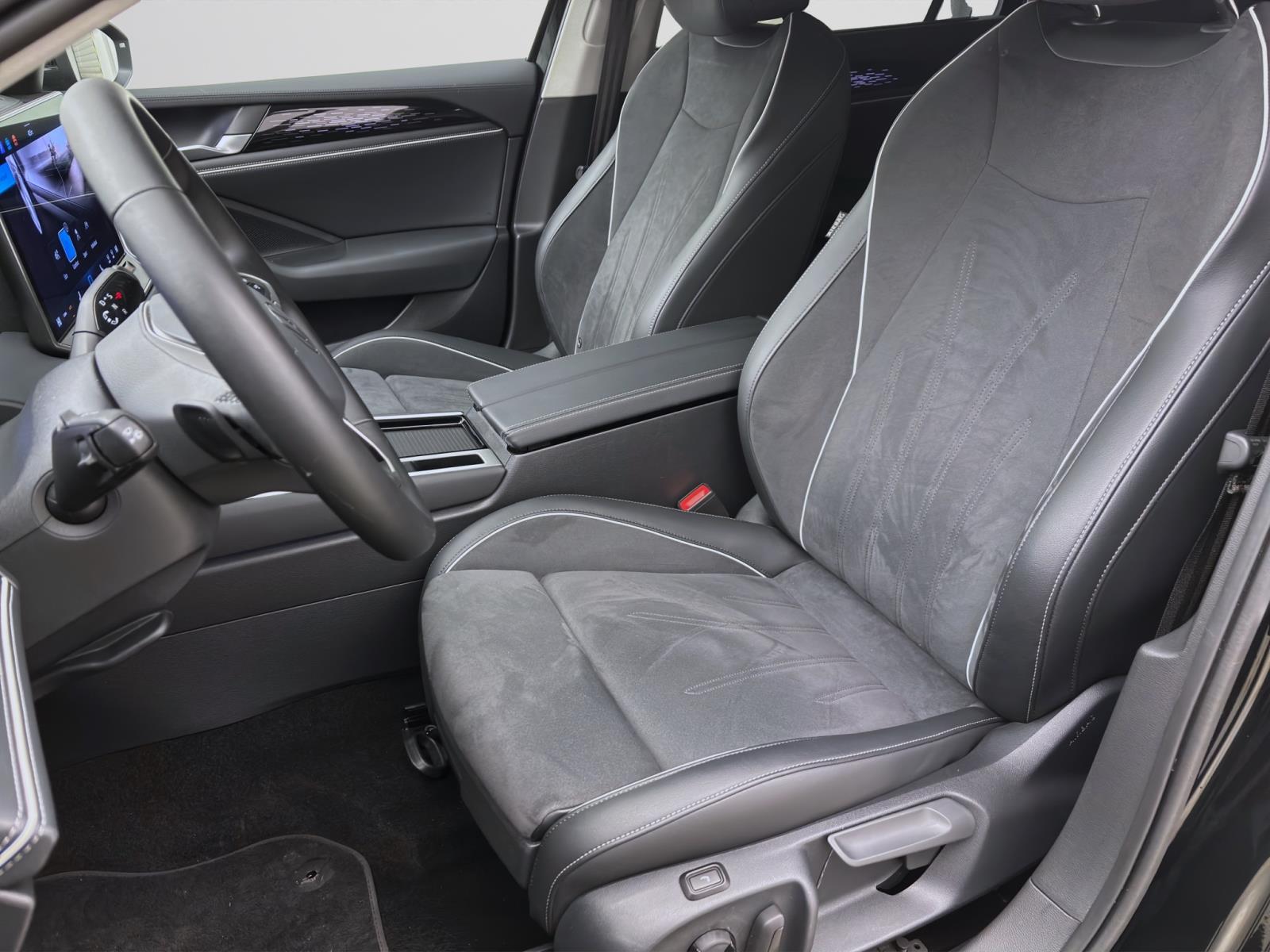 Volkswagen Passat Variant 2.0 TDI DSG ELEGANCE NAVI AHK KAMERA LED