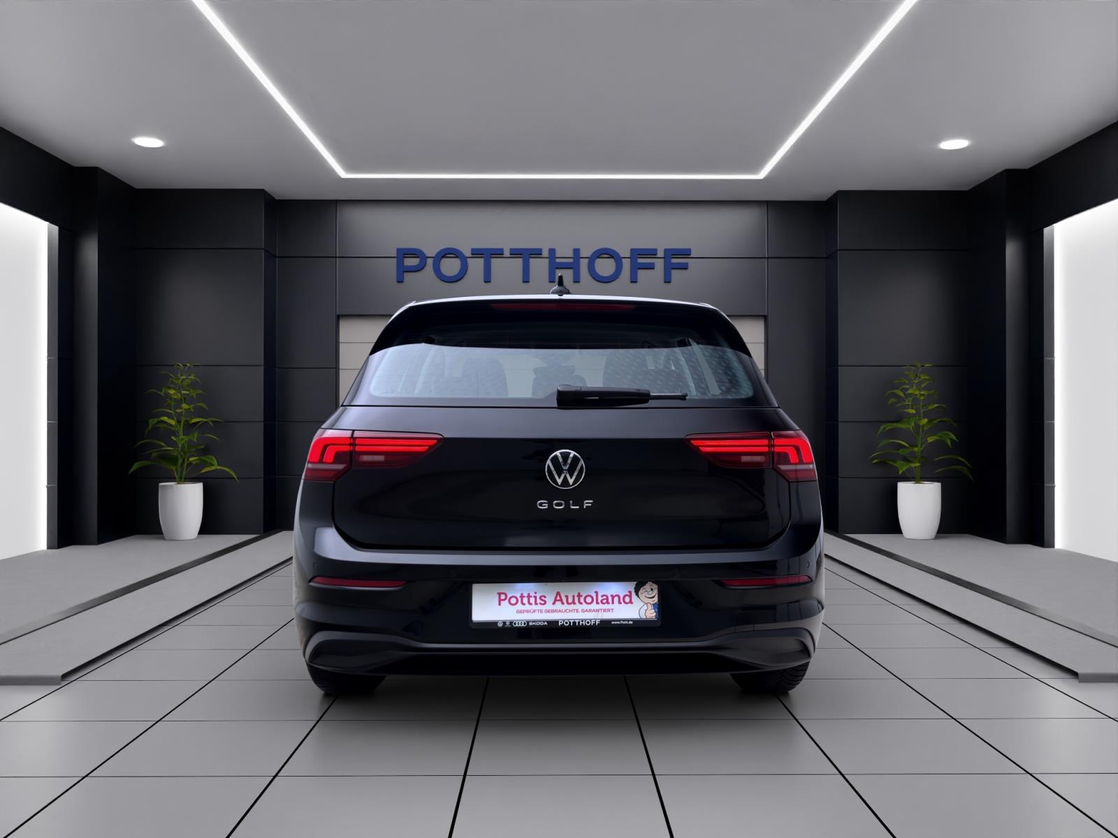 Volkswagen Golf 1.5 TSI LIFE NAVI AHK SITZHZG PDC