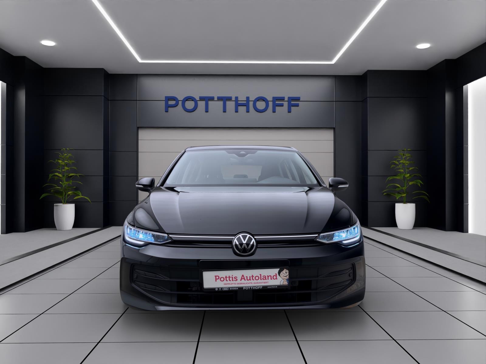 Volkswagen Golf 1.5 TSI LIFE NAVI AHK SITZHZG PDC