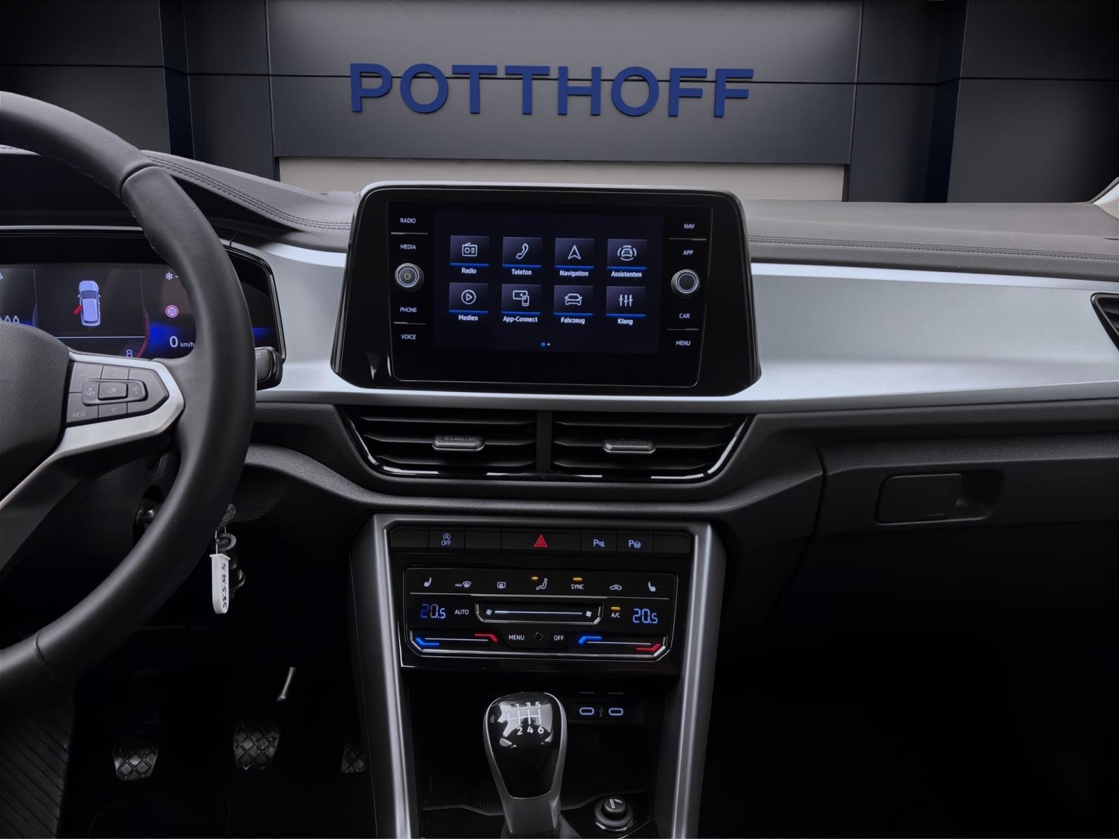 Volkswagen T-Roc 1.0 TSI LIFE NAVI KLIMA PDC SITZHZG