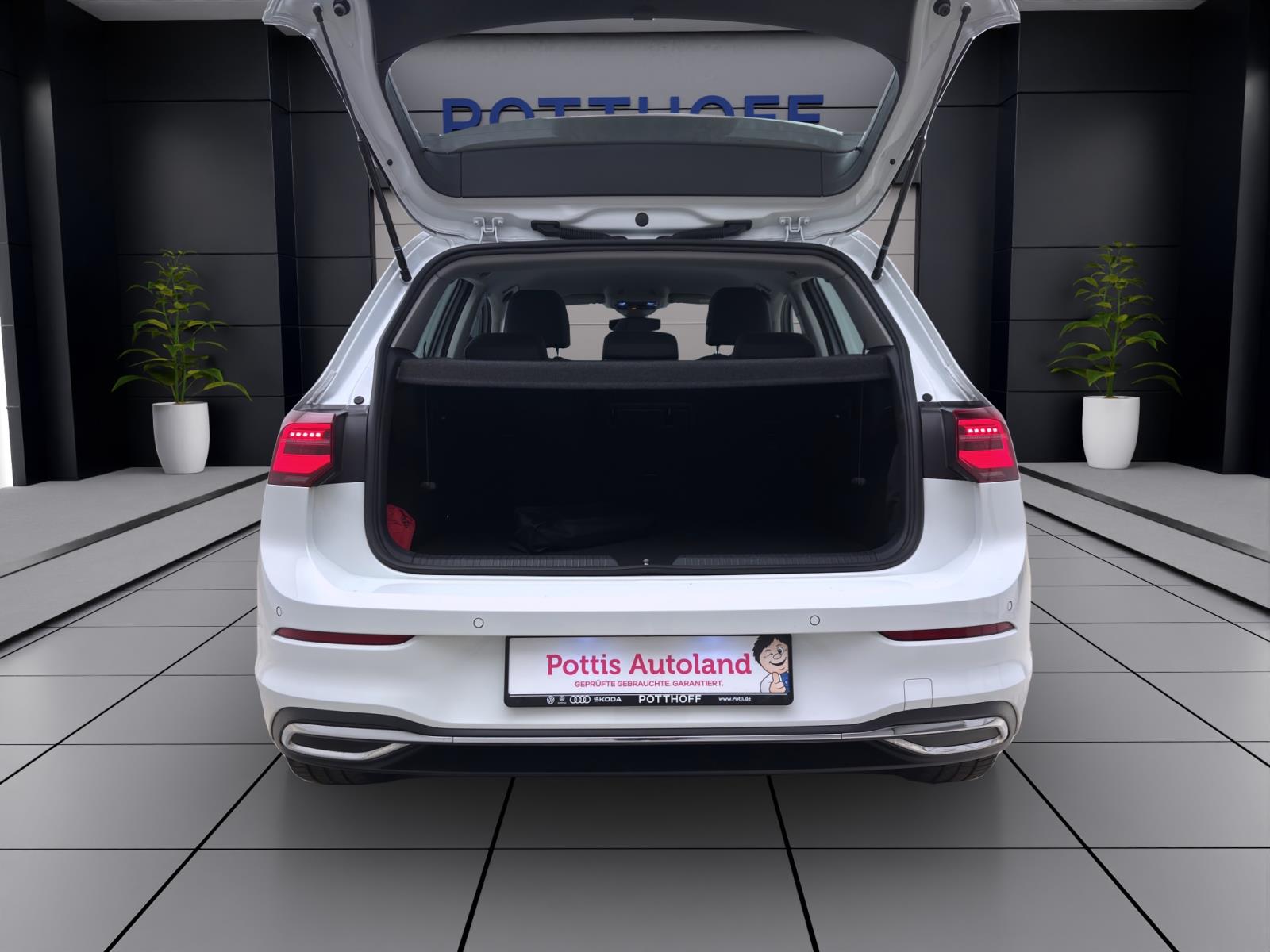 Volkswagen Golf 1.4 eHybrid STYLE NAVI KAMERA SITZHZG PDC