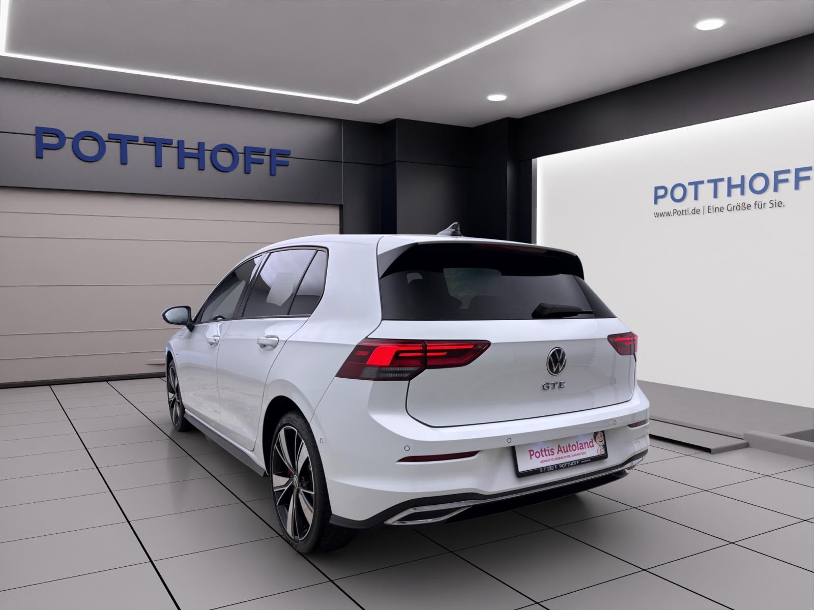 Volkswagen Golf GTE NAVI AHK KAMERA PDC SITZHZG
