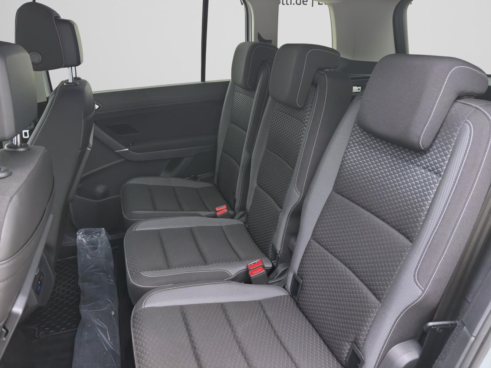 Volkswagen Touran 2.0 TDI ACTIVE NAVI KLIMA PDC LM16