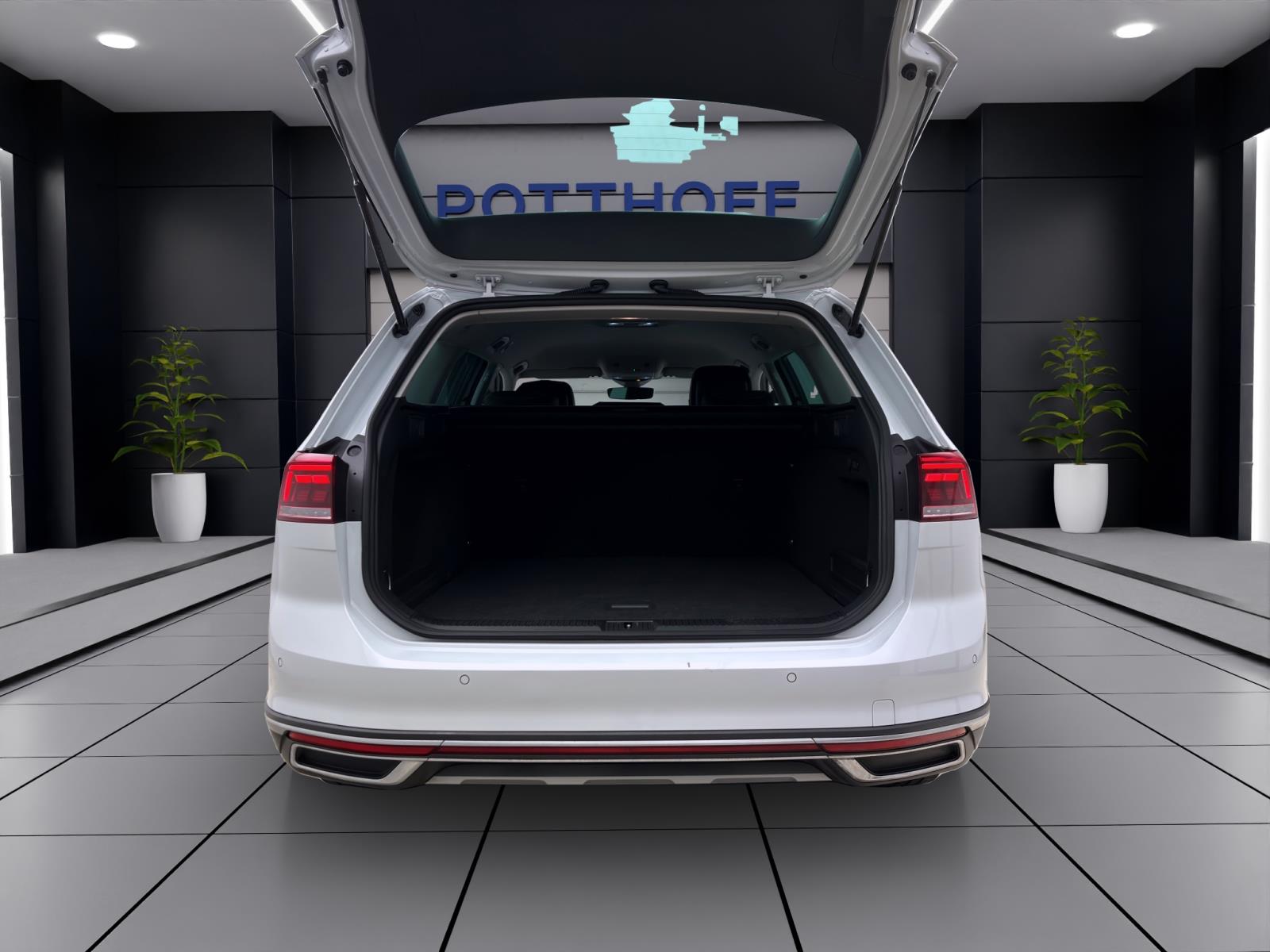Volkswagen Passat Alltrack 2.0 TDI DSG 4M BUSINESS NAVI AHK KAMERA ACC