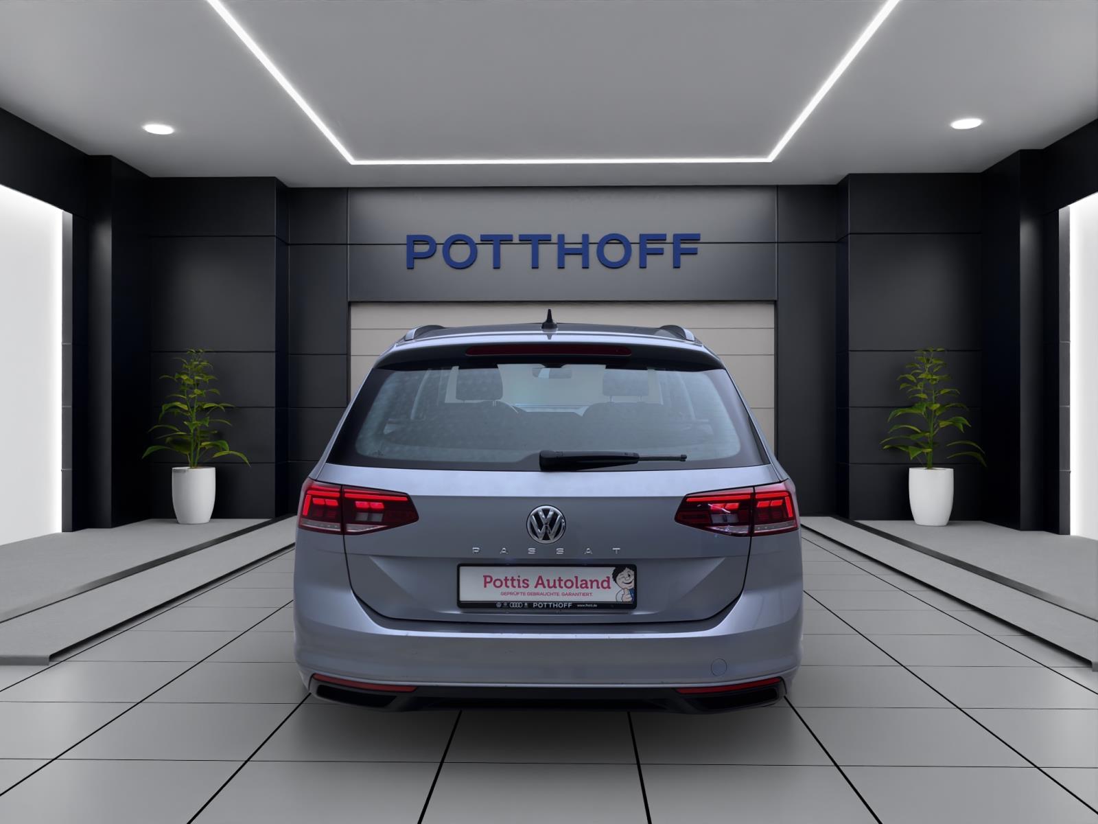 Volkswagen Passat Variant 1.6 TDI DSG ACC NAVI LED KLIMA
