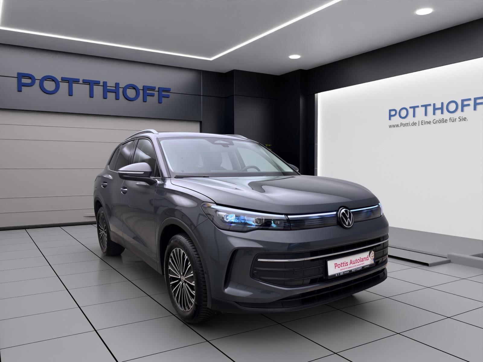 Volkswagen Tiguan 2.0 TDI DSG LIFE AHK KAMERA NAVI ACC