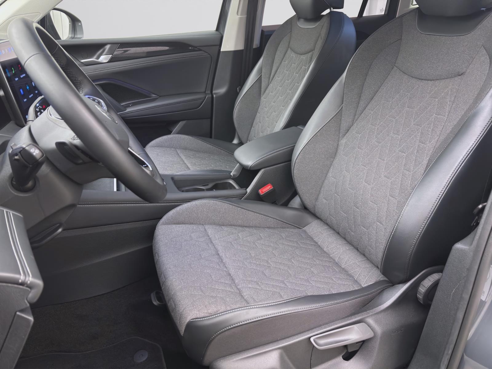 Volkswagen Tiguan 2.0 TDI DSG LIFE AHK KAMERA NAVI ACC