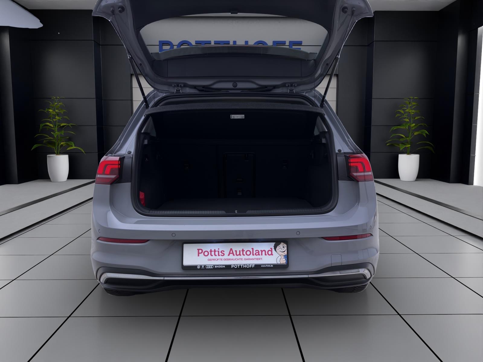 Volkswagen Golf 1.5 TSI GOAL SITZHZG PDC LED NAVI AHK