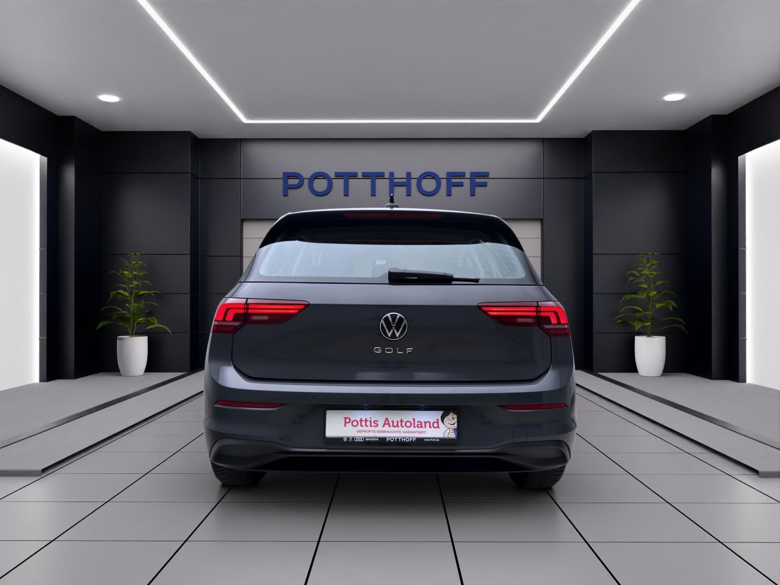 Volkswagen Golf 1.5 TSI LIFE AHK NAVI LED PDC