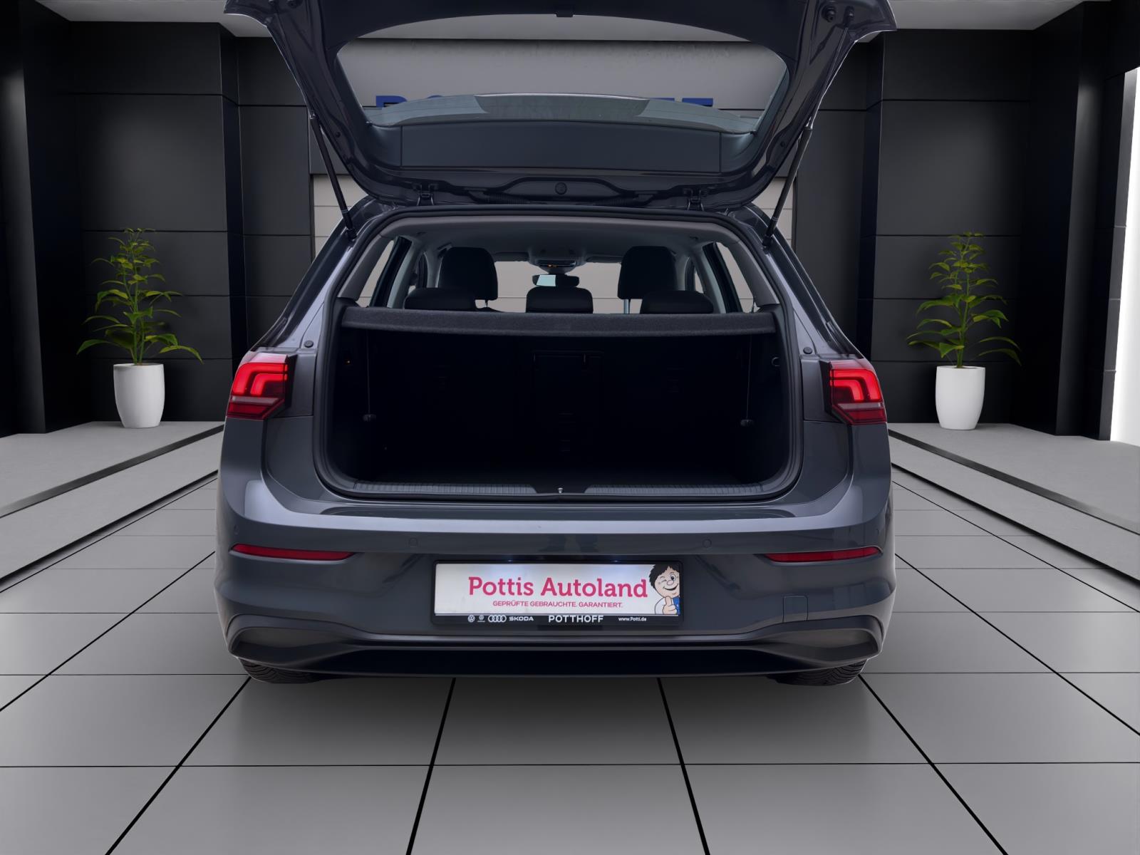 Volkswagen Golf 1.5 TSI LIFE AHK NAVI LED PDC