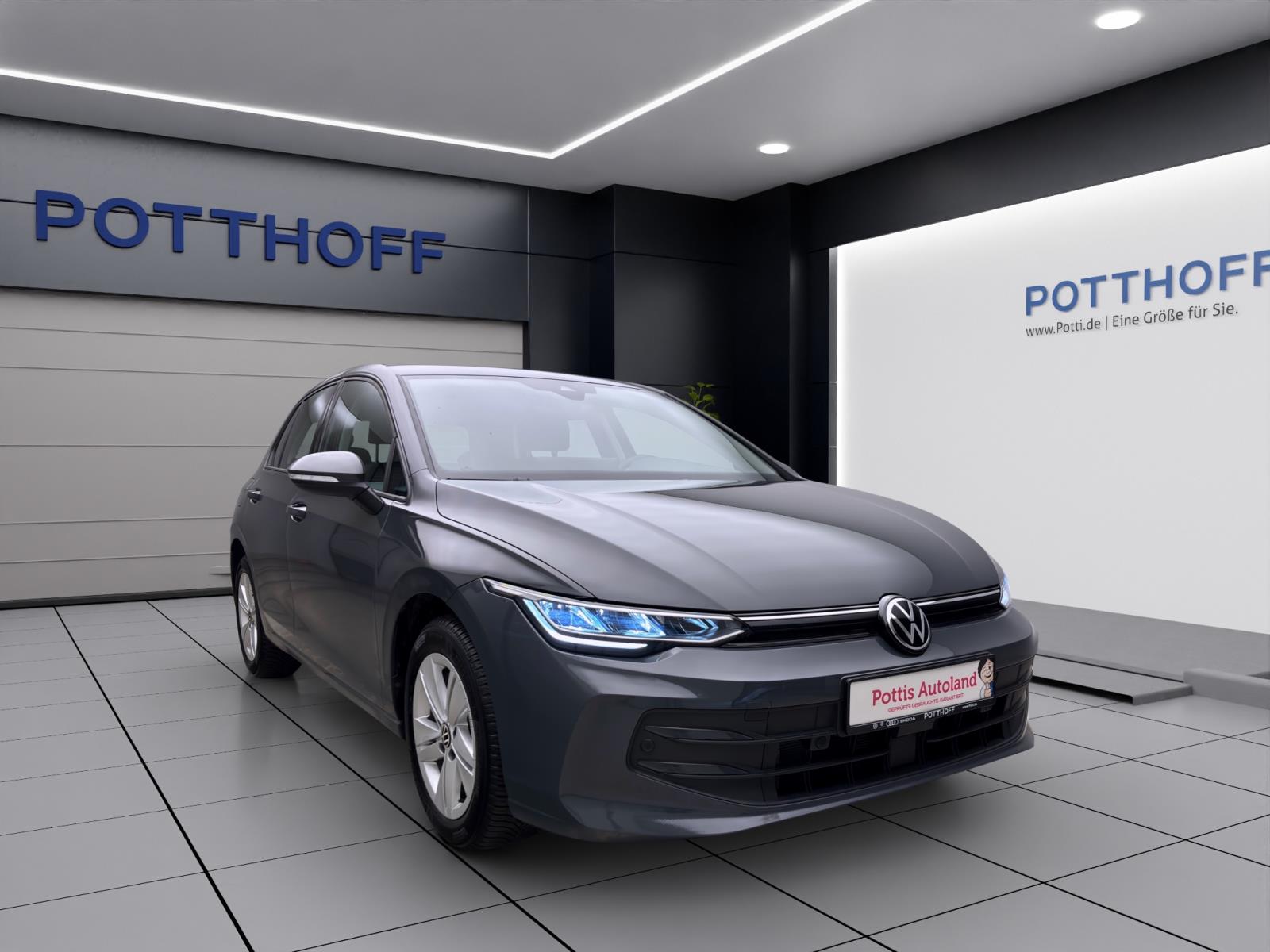 Volkswagen Golf 1.5 TSI LIFE AHK NAVI LED PDC