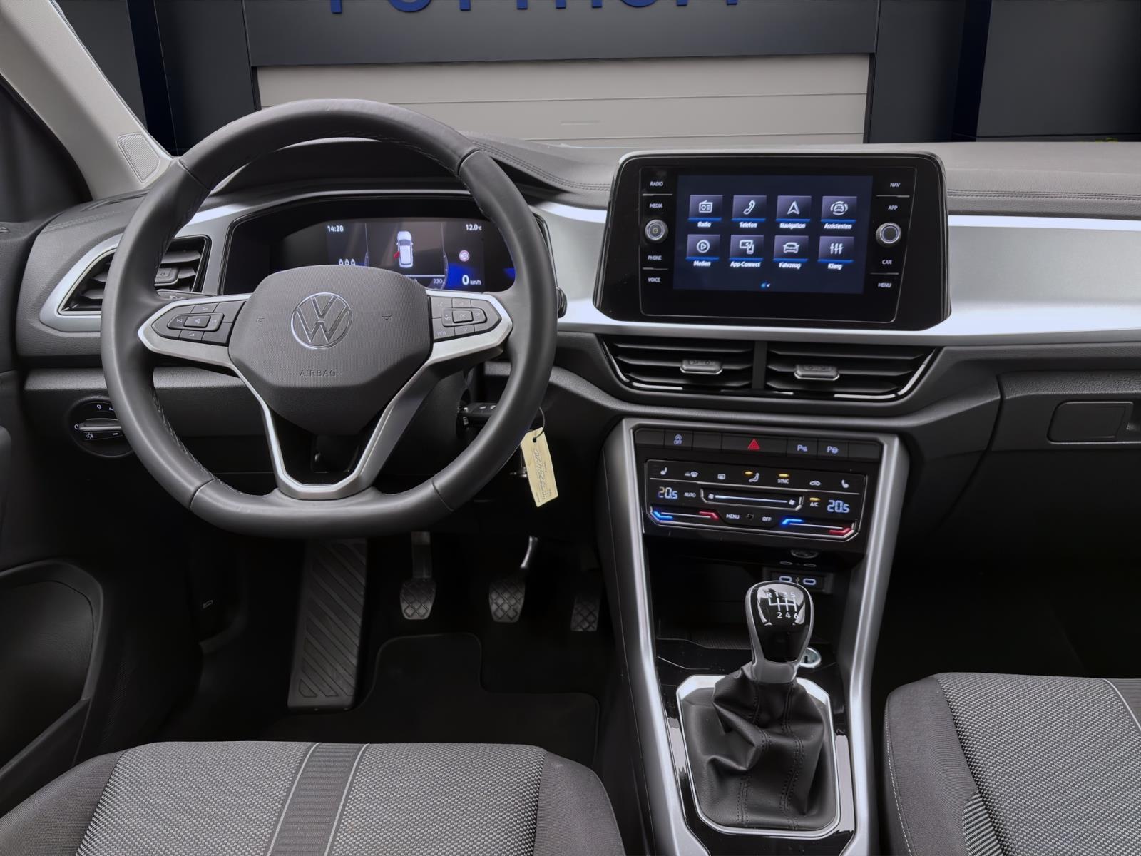 Volkswagen T-Roc 1.0 TSI LIFE SITZHZG NAVI LED LM16