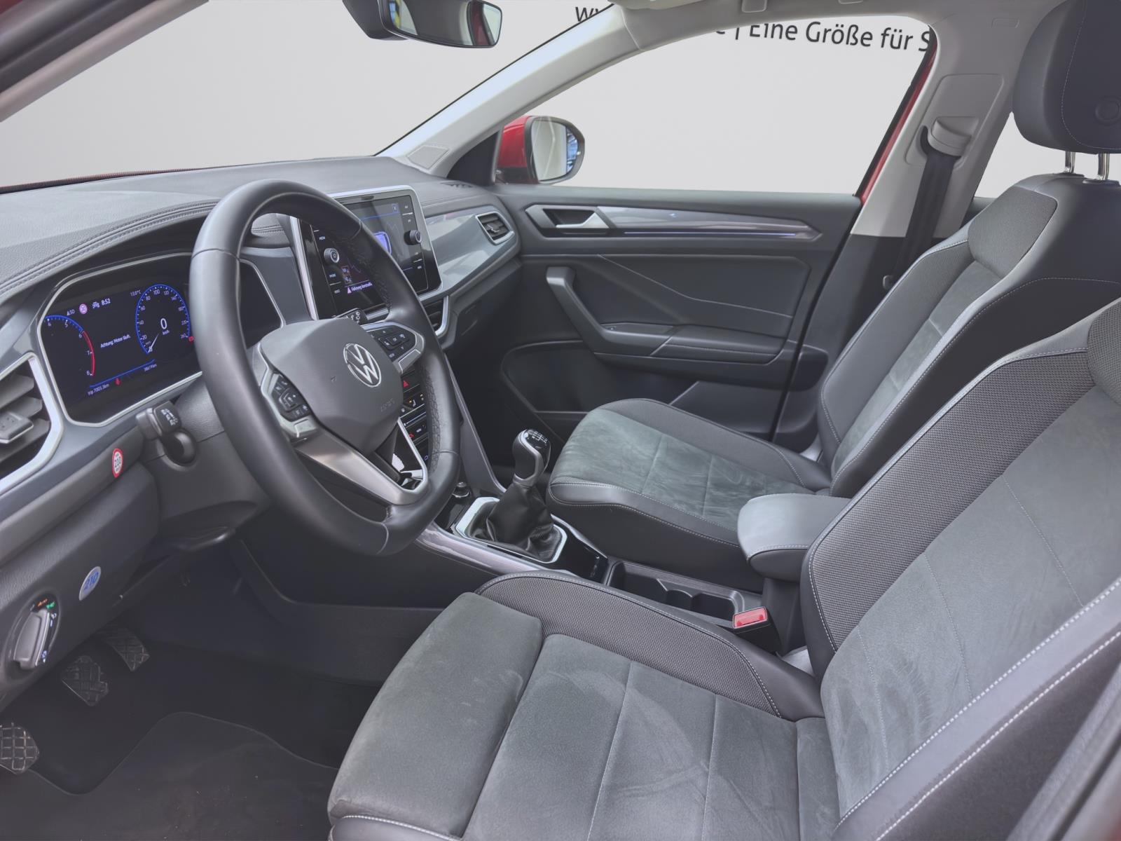 Volkswagen T-Roc 1.0 TSI STYLE NAVI AHK PDC LED
