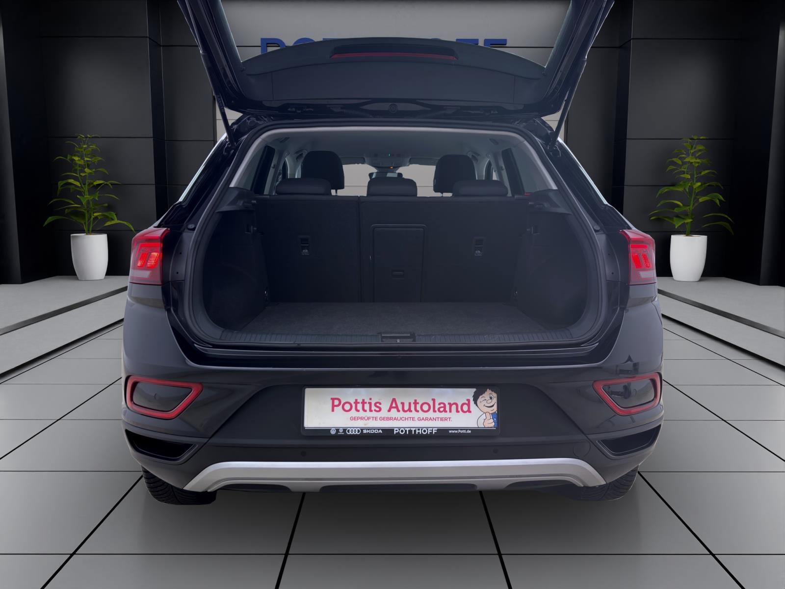 Volkswagen T-Roc 1.0 TSI LIFE NAVI PDC LED SITZHZG