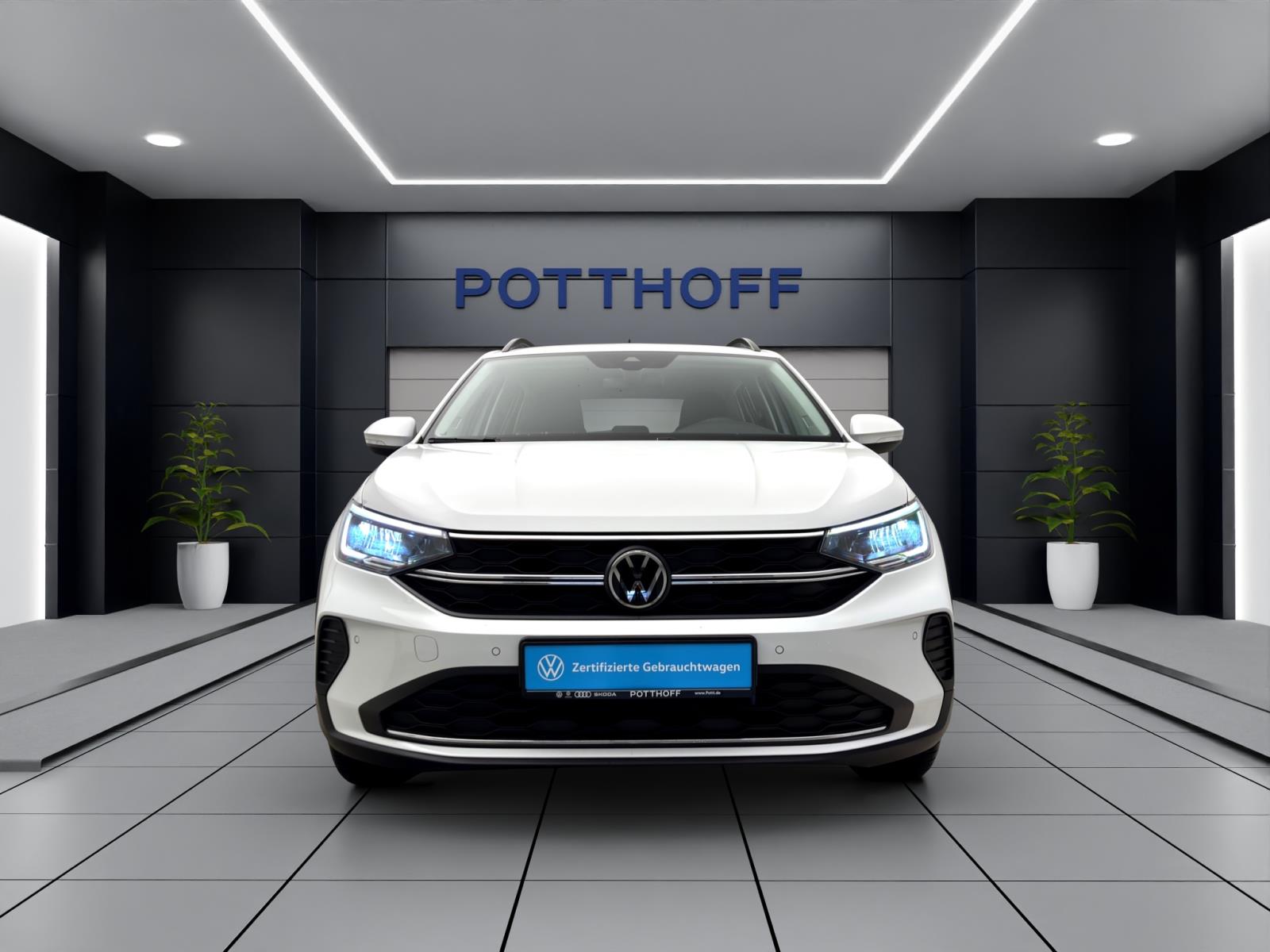 Volkswagen Taigo 1.0 TSI LIFE NAVI KLIMA PDC LED