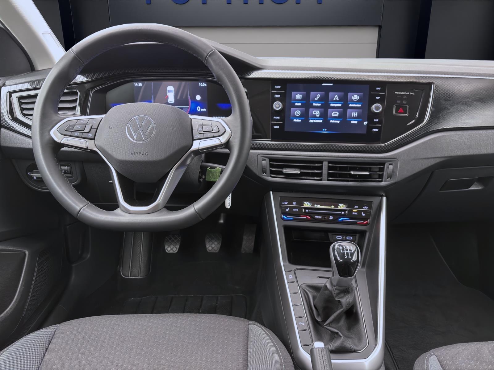 Volkswagen Taigo 1.0 TSI LIFE NAVI KLIMA PDC LED