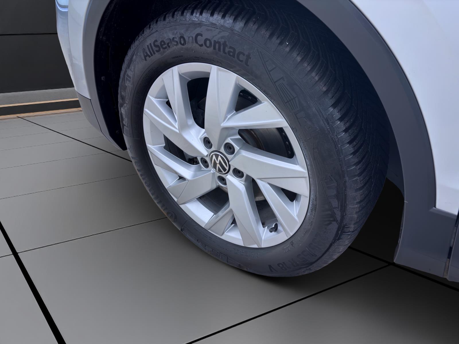 Volkswagen Tiguan 1.5 TSI DSG ELEGANCE NAVI IQ.LIGHT KAMERA HuD