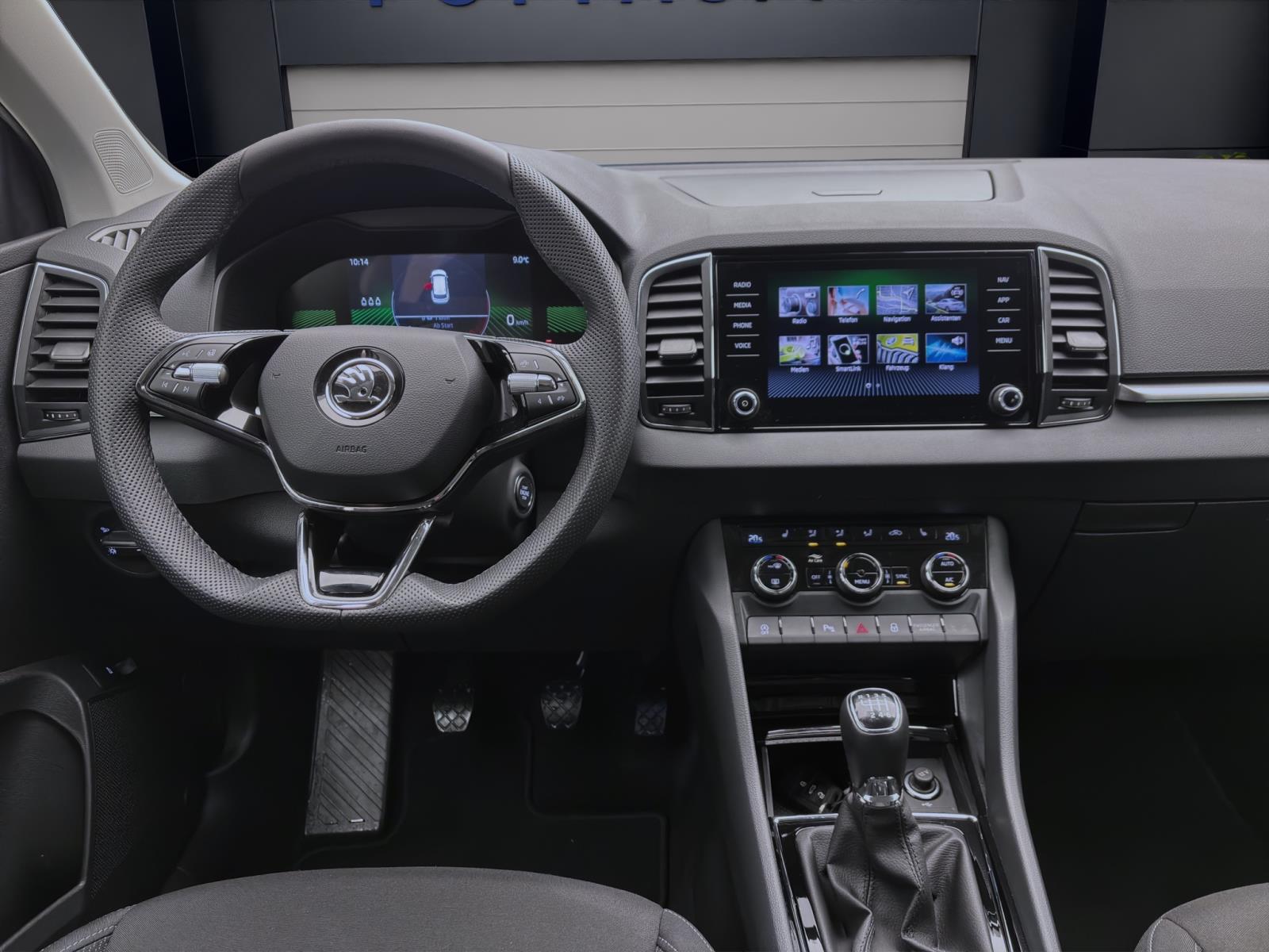 Skoda Karoq 1.5 TSI AMBITION KAMERA KLIMA PDC SITZHZG