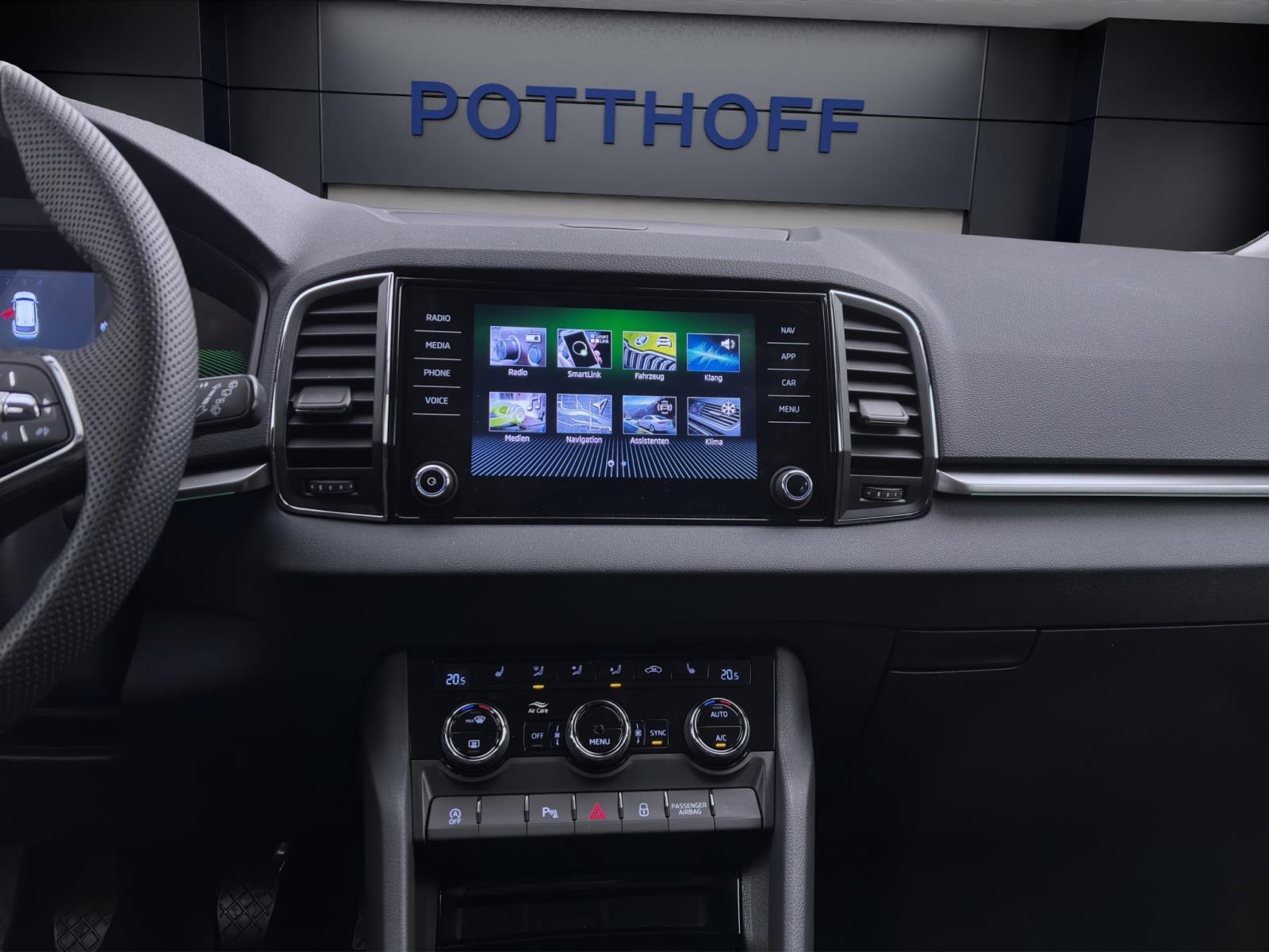 Skoda Karoq 1.5 TSI AMBITION MATRIX LM17 KLIMA