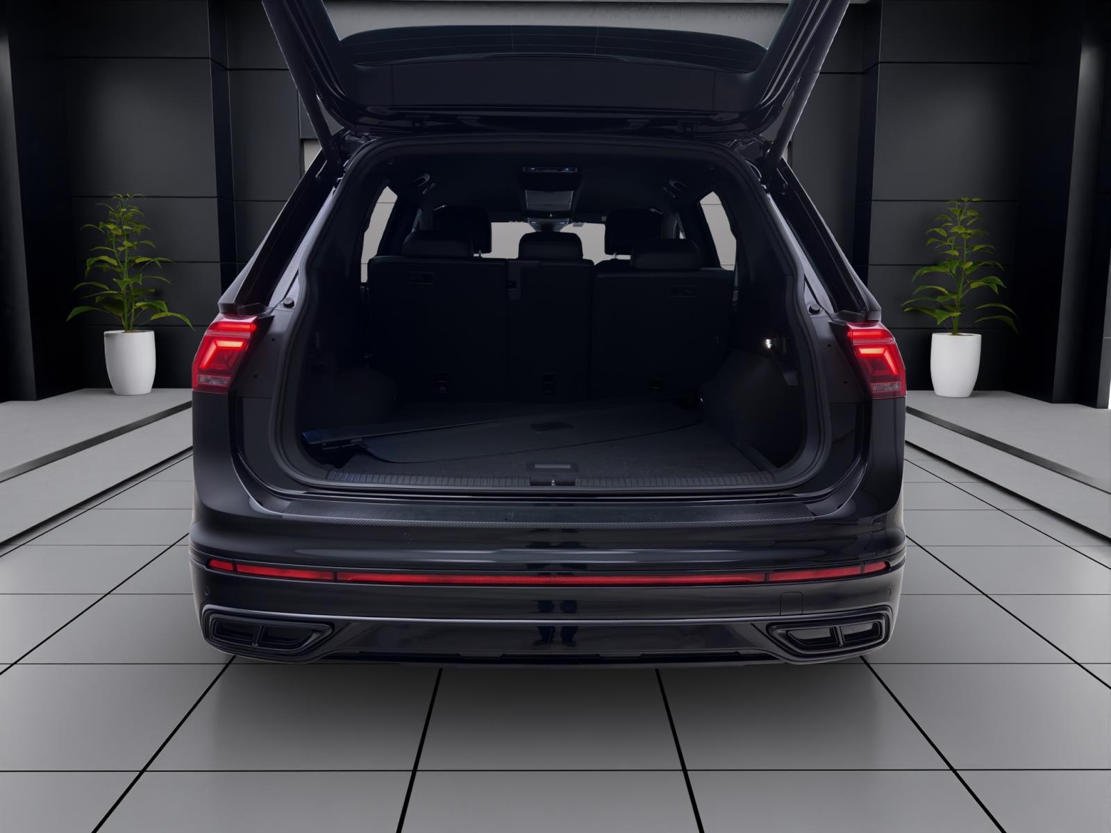 Volkswagen Tiguan Allspace 2.0 TDI DSG 4M R-LINE AHK NAVI ACC
