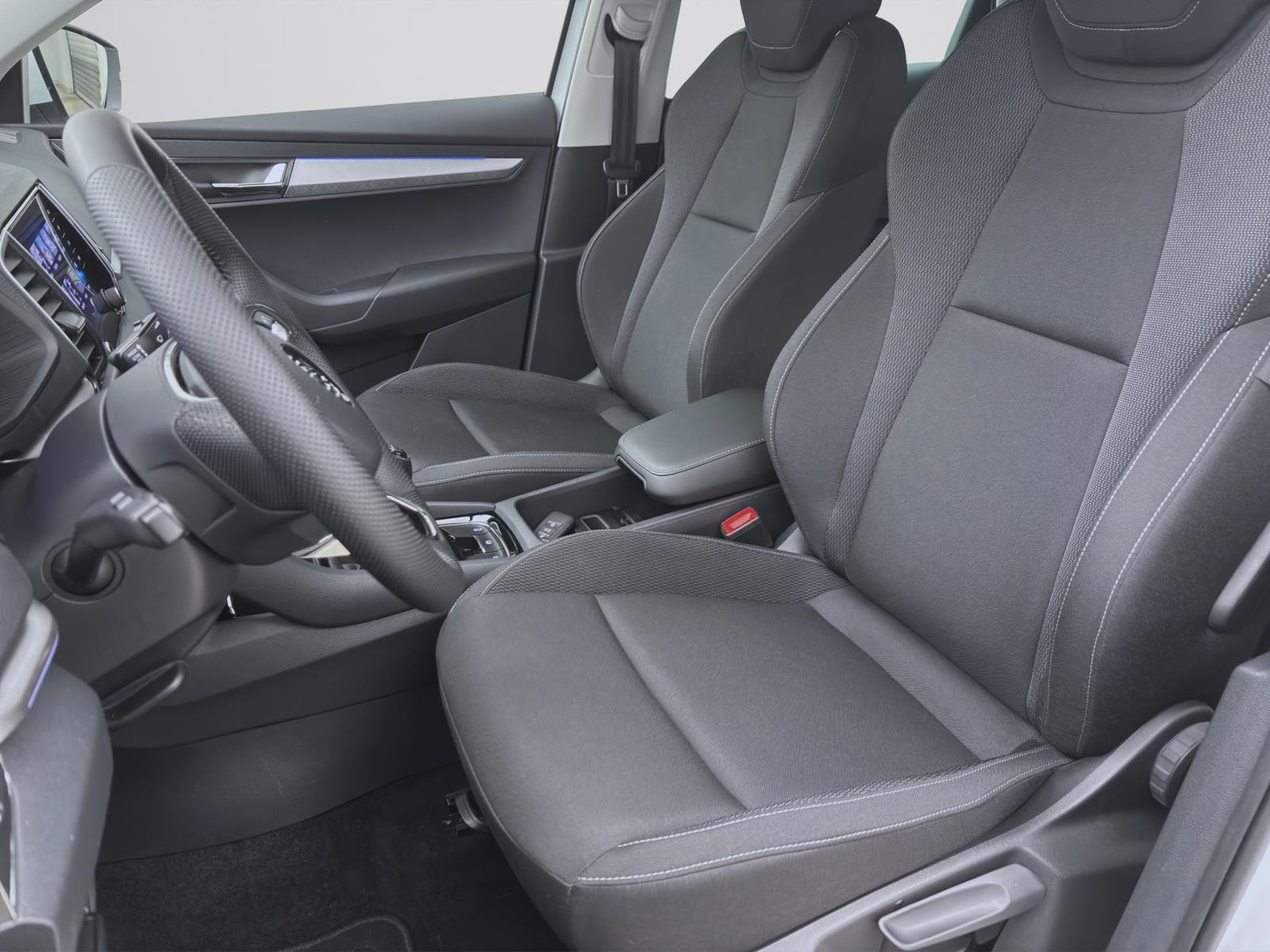 Skoda Karoq 1.5 TSI AMBITION LM17 MATRIX PDC KESSY