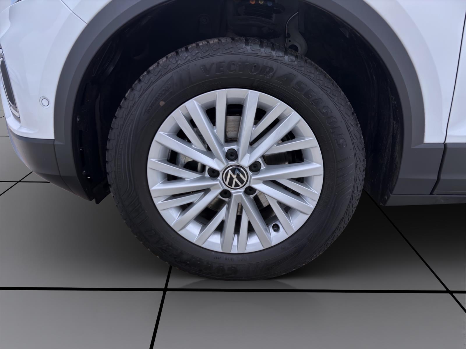 Volkswagen T-Roc 1.0 TSI LIFE NAVI KLIMA PDC LED