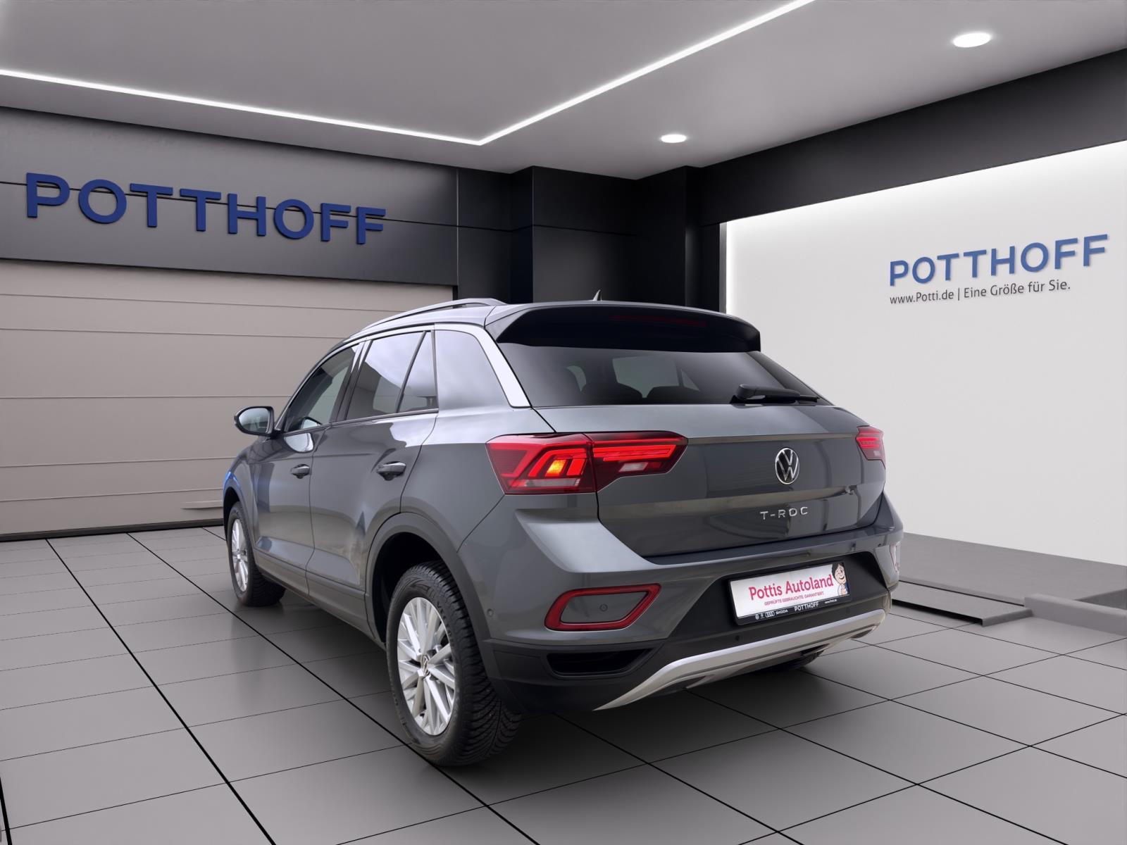 Volkswagen T-Roc 1.0 TSI LIFE NAVI KLIMA PDC LED