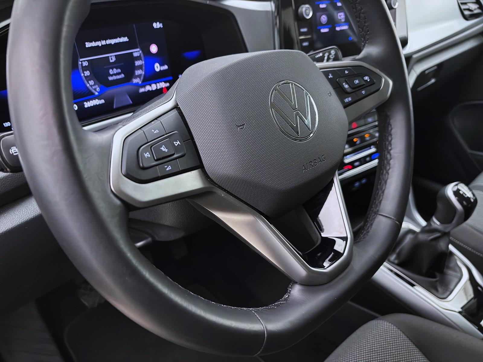 Volkswagen T-Roc 1.0 TSI LIFE NAVI KLIMA PDC LED