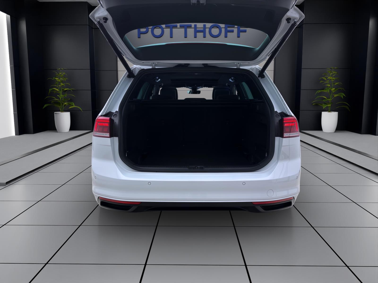 Volkswagen Passat Variant 2.0 TDI DSG BUSINESS PANO KAMERA NAVI LED