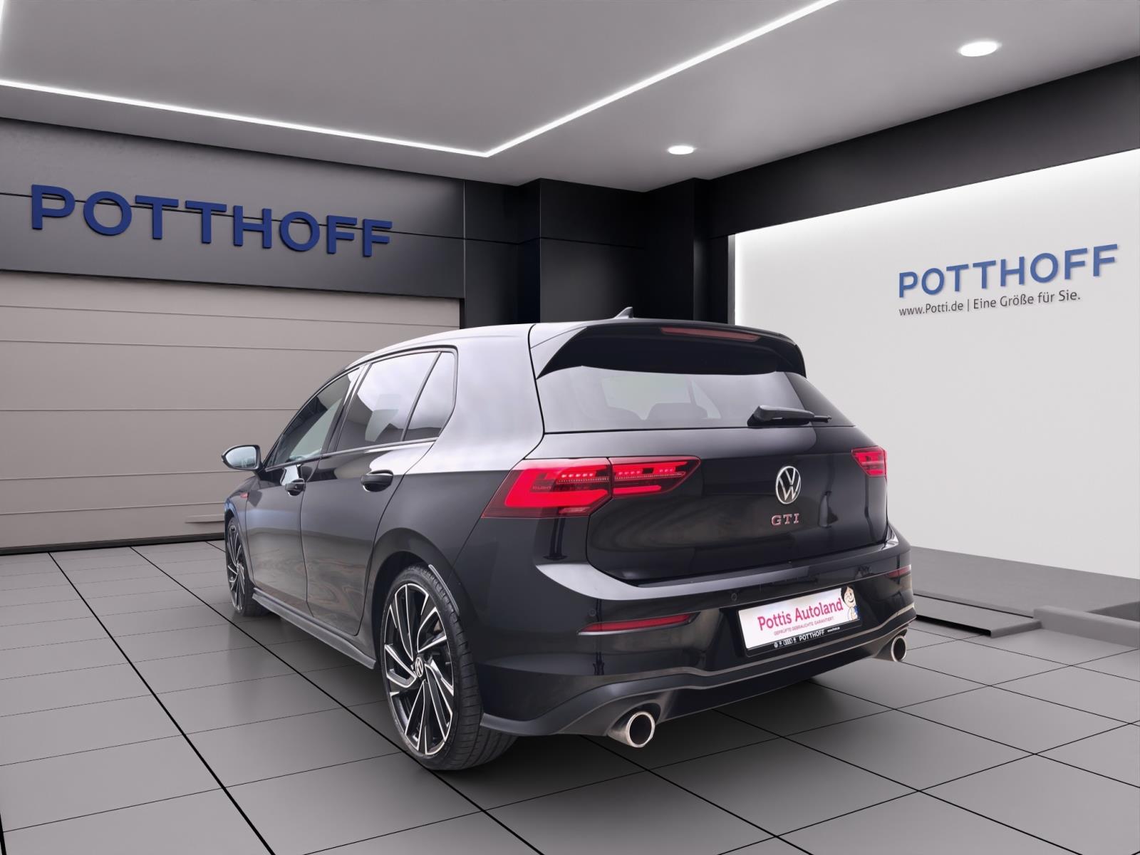 Volkswagen Golf GTI BLACK STYLE IQ.LIGHT NAVI ACC