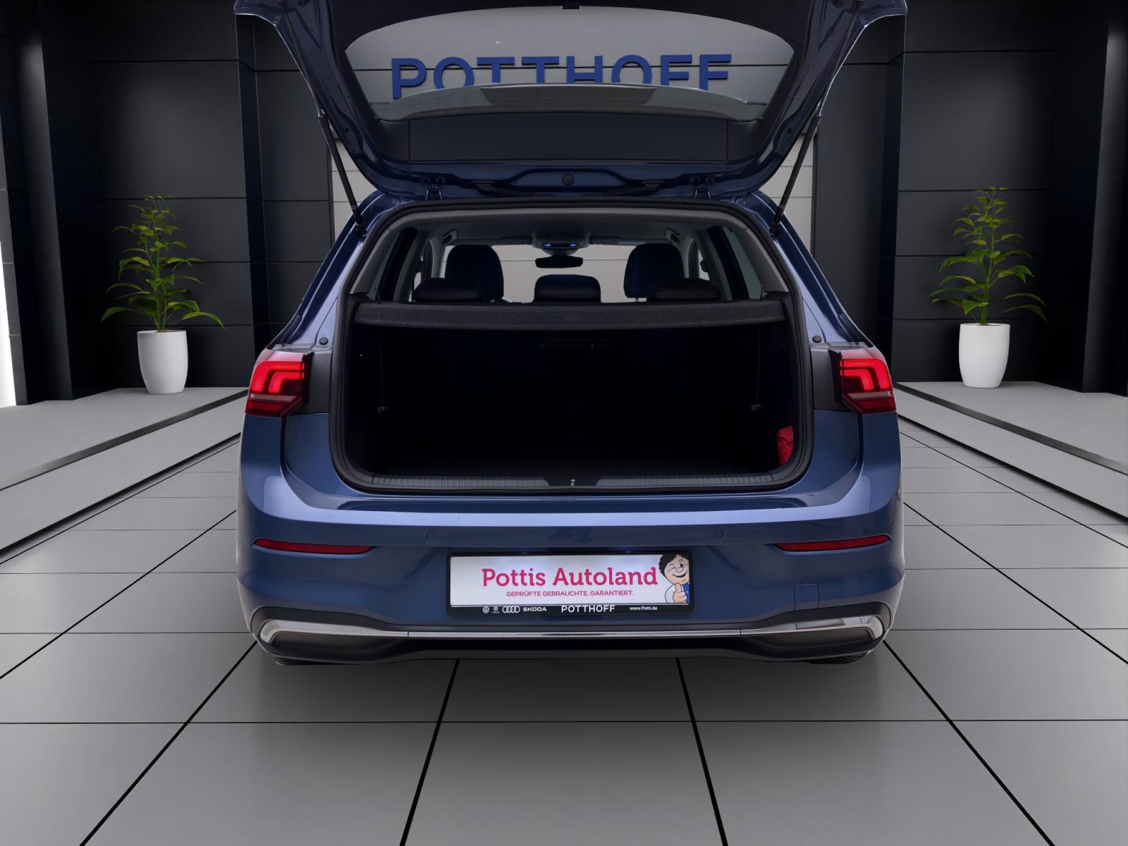 Volkswagen Golf 1.5 TSI GOAL PDC SITZHZG AHK LED