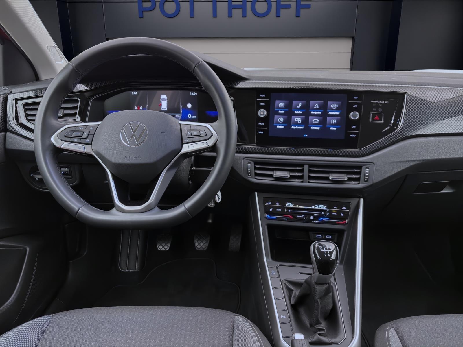 Volkswagen Taigo 1.0 TSI LIFE NAVI KLIMA PDC LED