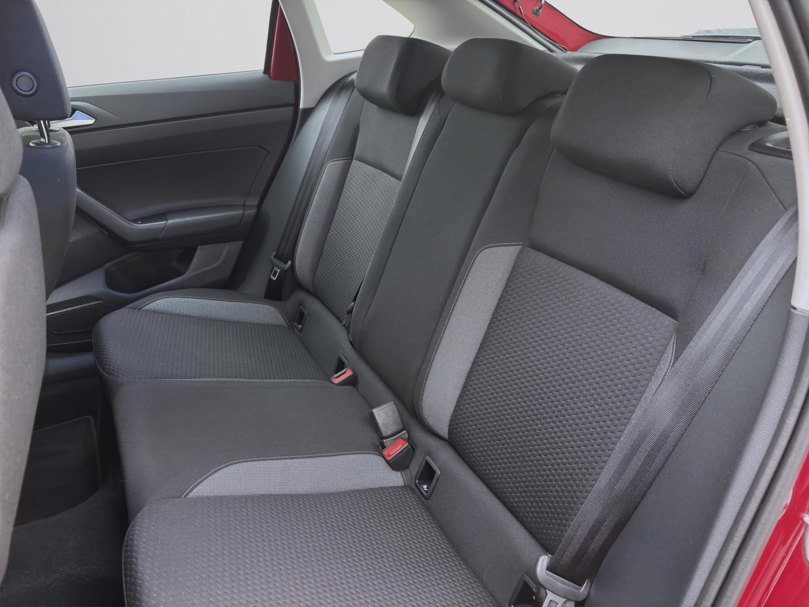 Volkswagen Taigo 1.0 TSI LIFE NAVI KLIMA PDC LED