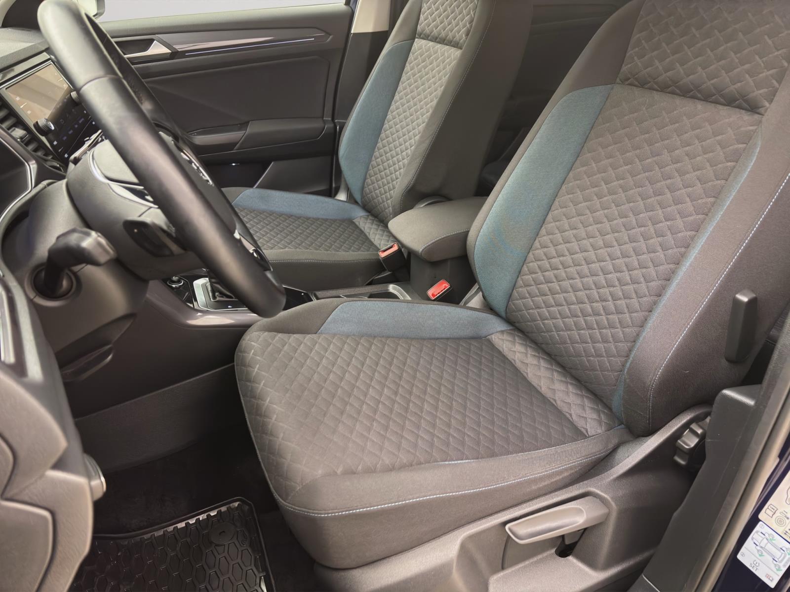 Volkswagen T-Roc 1.5 TSI DSG IQ.DRIVE KAMERA ACC SITZHZG LED