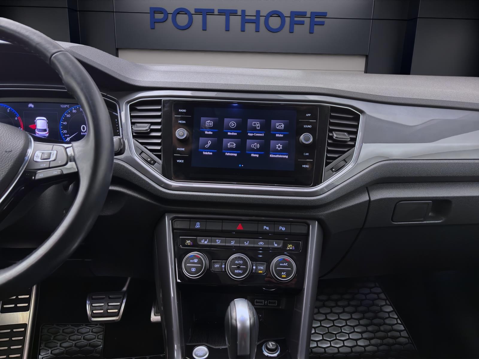 Volkswagen T-Roc 1.5 TSI DSG IQ.DRIVE KAMERA ACC SITZHZG LED