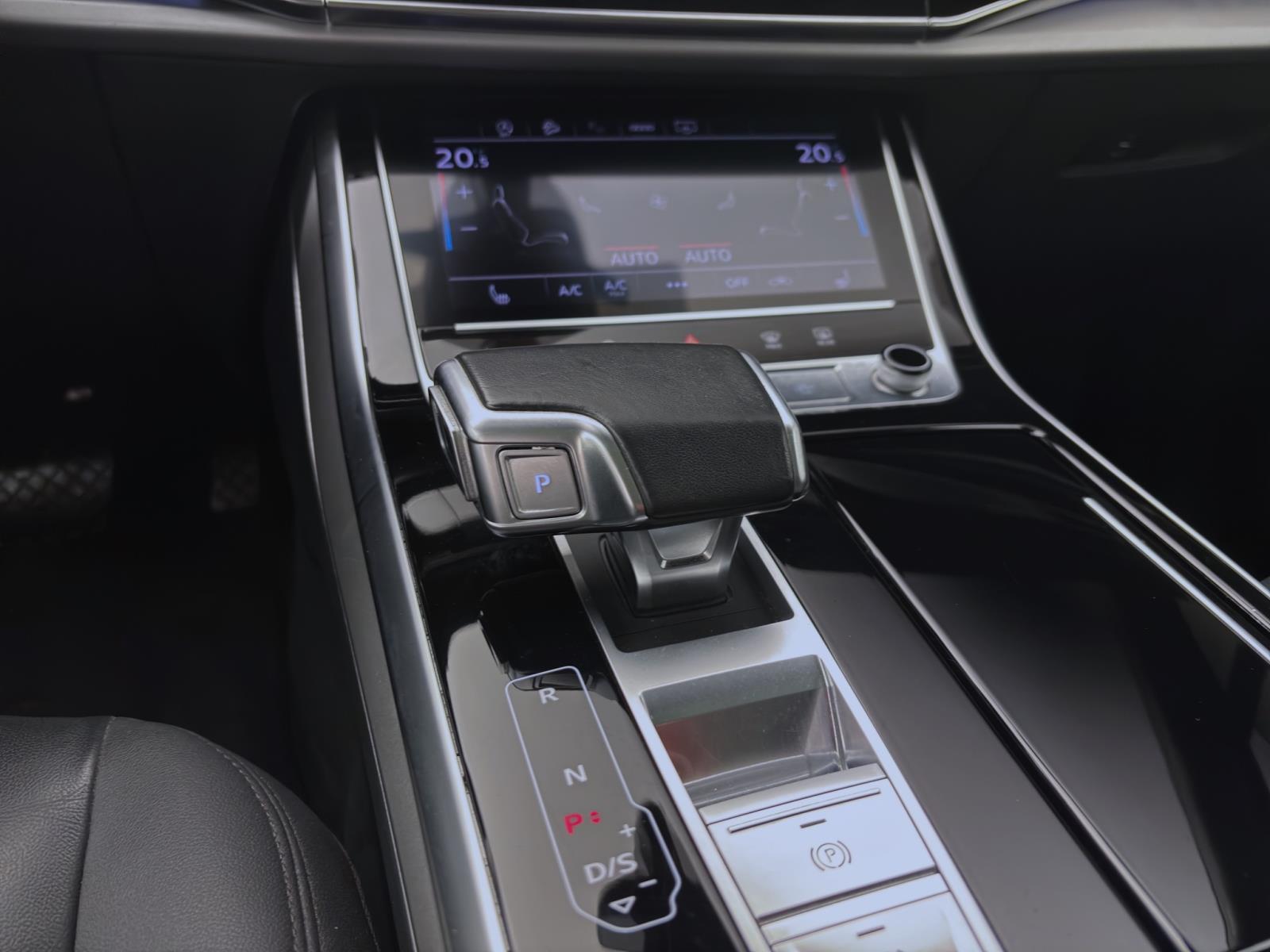 Audi Q7 45 TDI Q S LINE AHK MATRIX PANO LM20