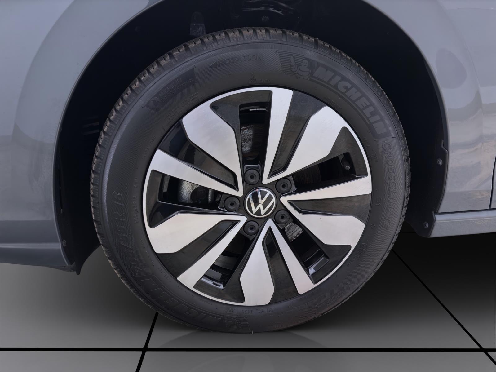 Volkswagen Golf 1.5 TSI GOAL NAVI AHK SITZHZG PDC