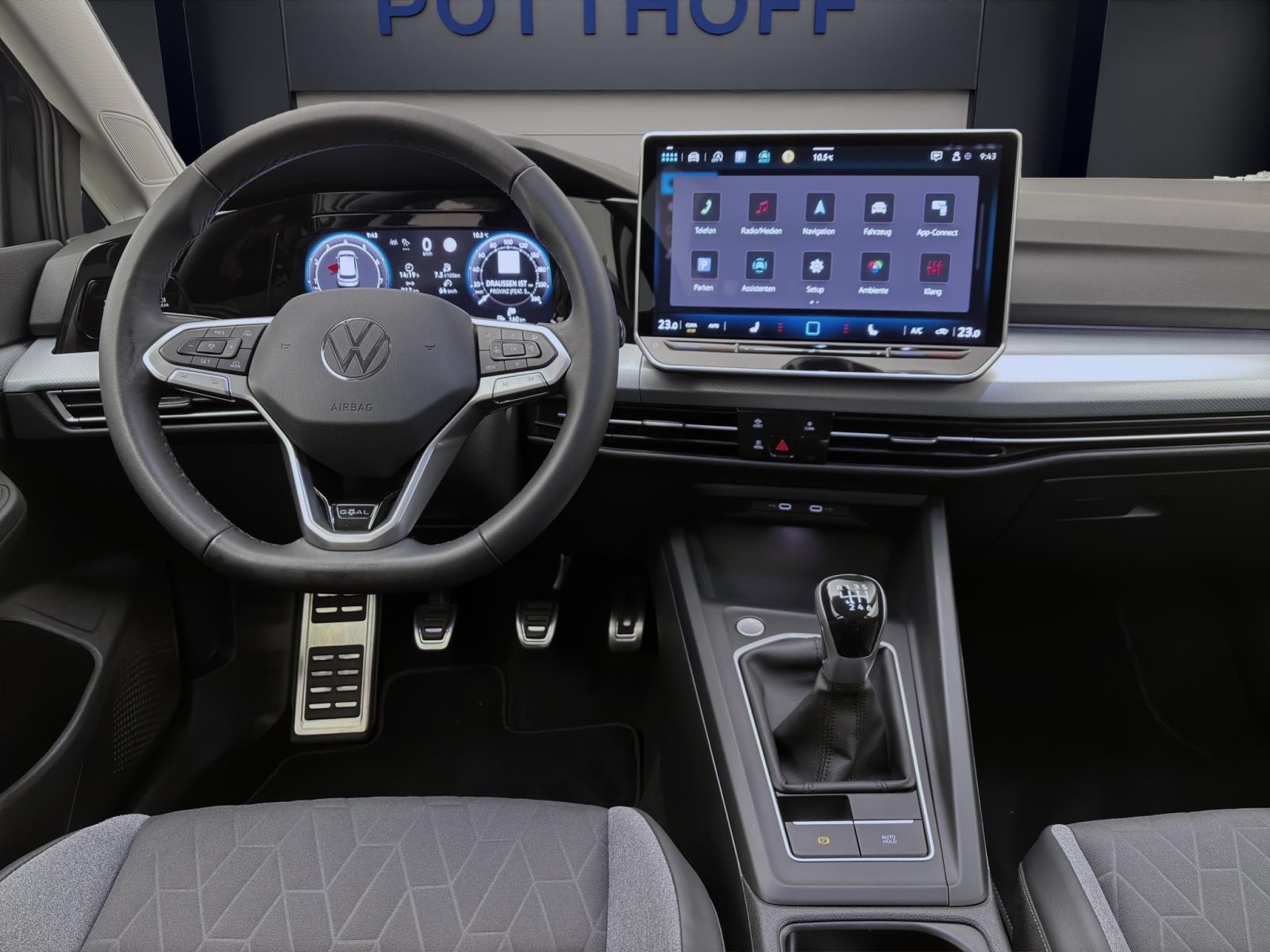 Volkswagen Golf 1.5 TSI GOAL NAVI AHK SITZHZG PDC