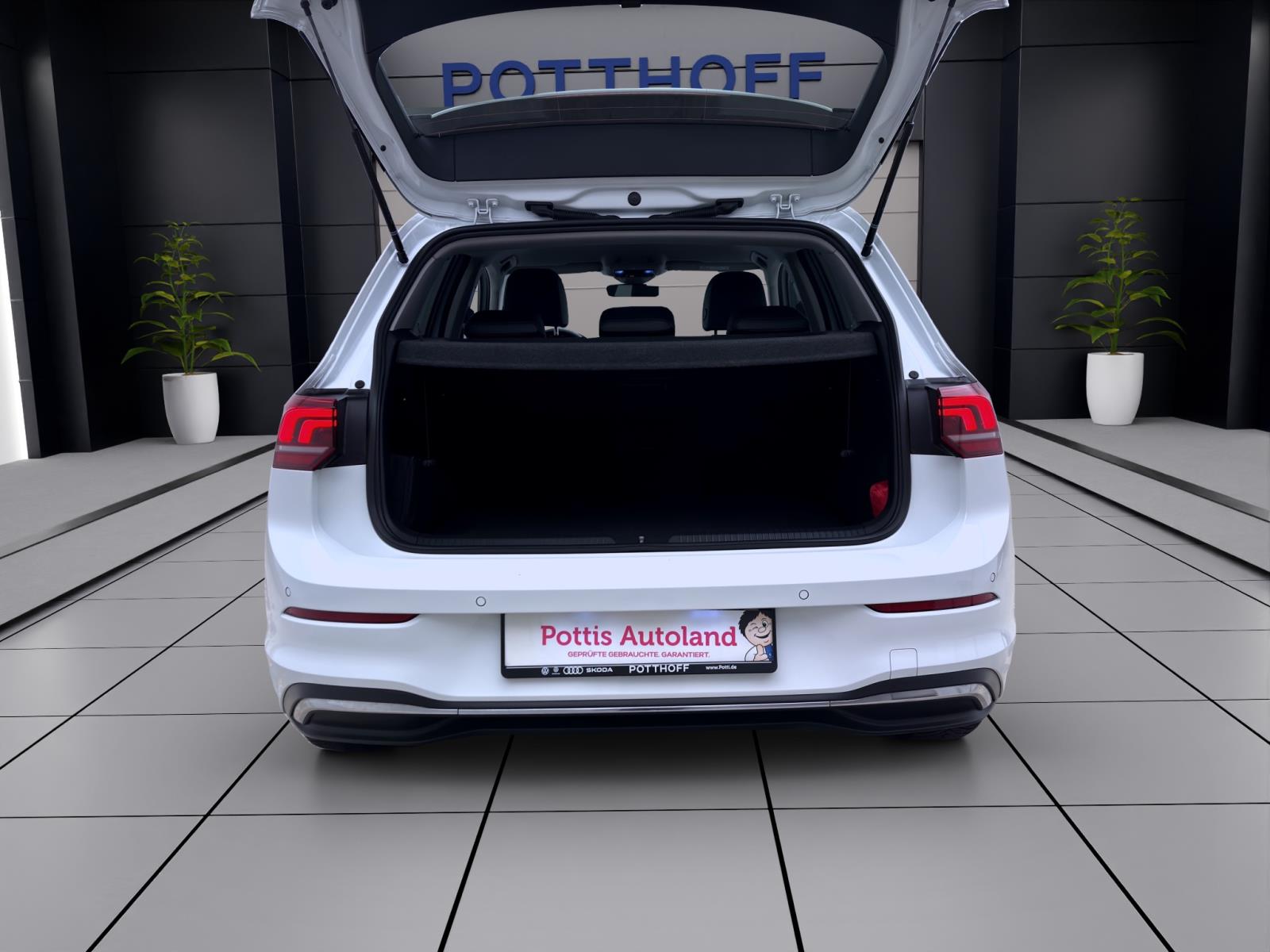 Volkswagen Golf 1.5 TSI GOAL AHK LED SITZHZG NAVI
