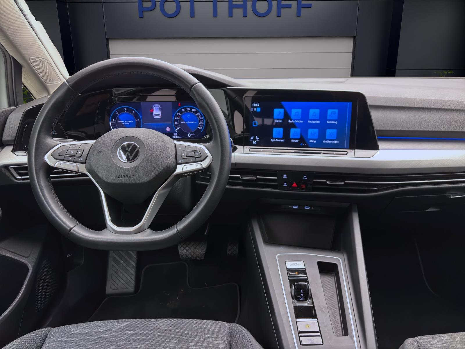 Volkswagen Golf Variant 2.0 TDI DSG LIFE AHK NAVI KAMERA LED