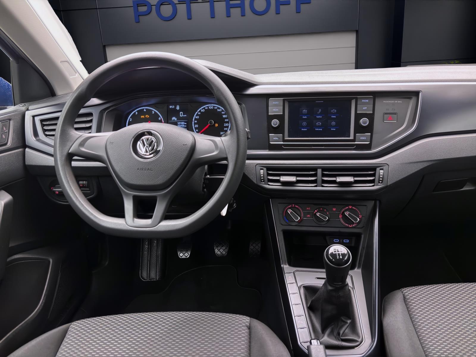 Volkswagen Polo 1.0 MPI TRENDLINE PDC KLIMA eFENSTER