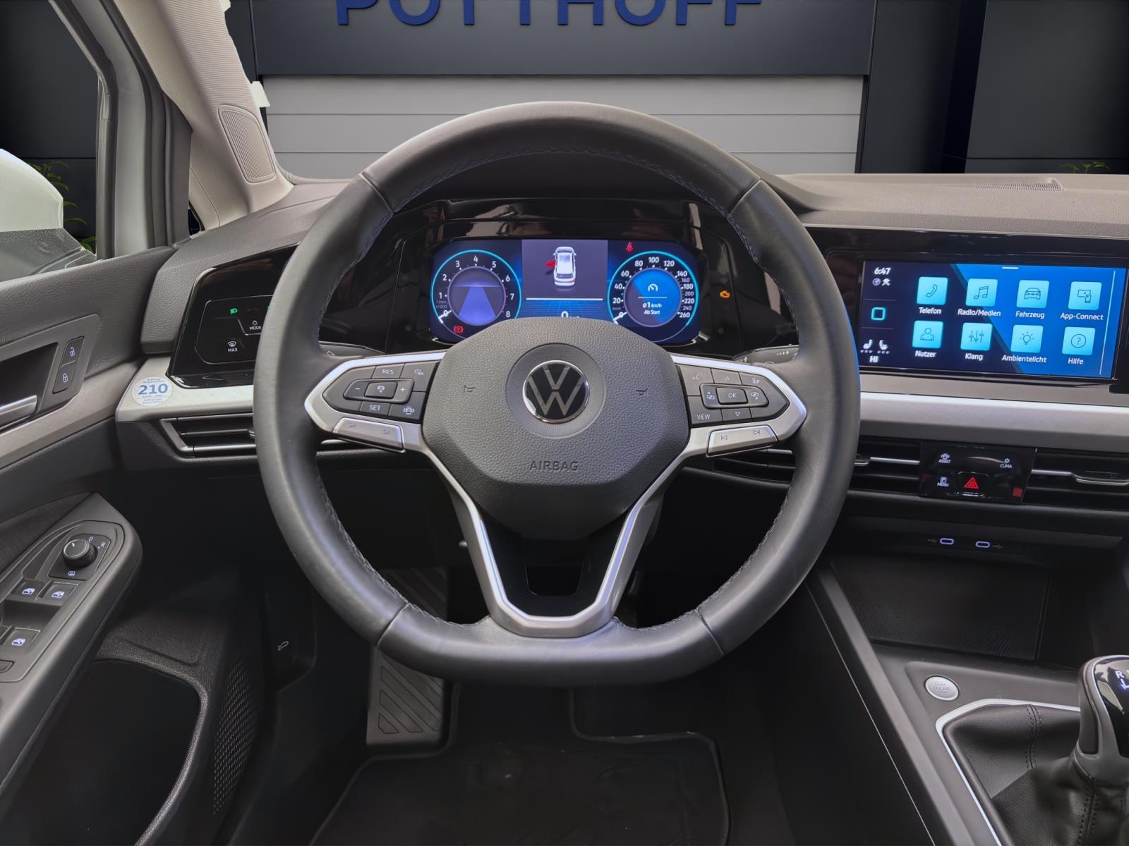 Volkswagen Golf Variant 1.0 TSI LIFE PDC LED SITZHZG LM16