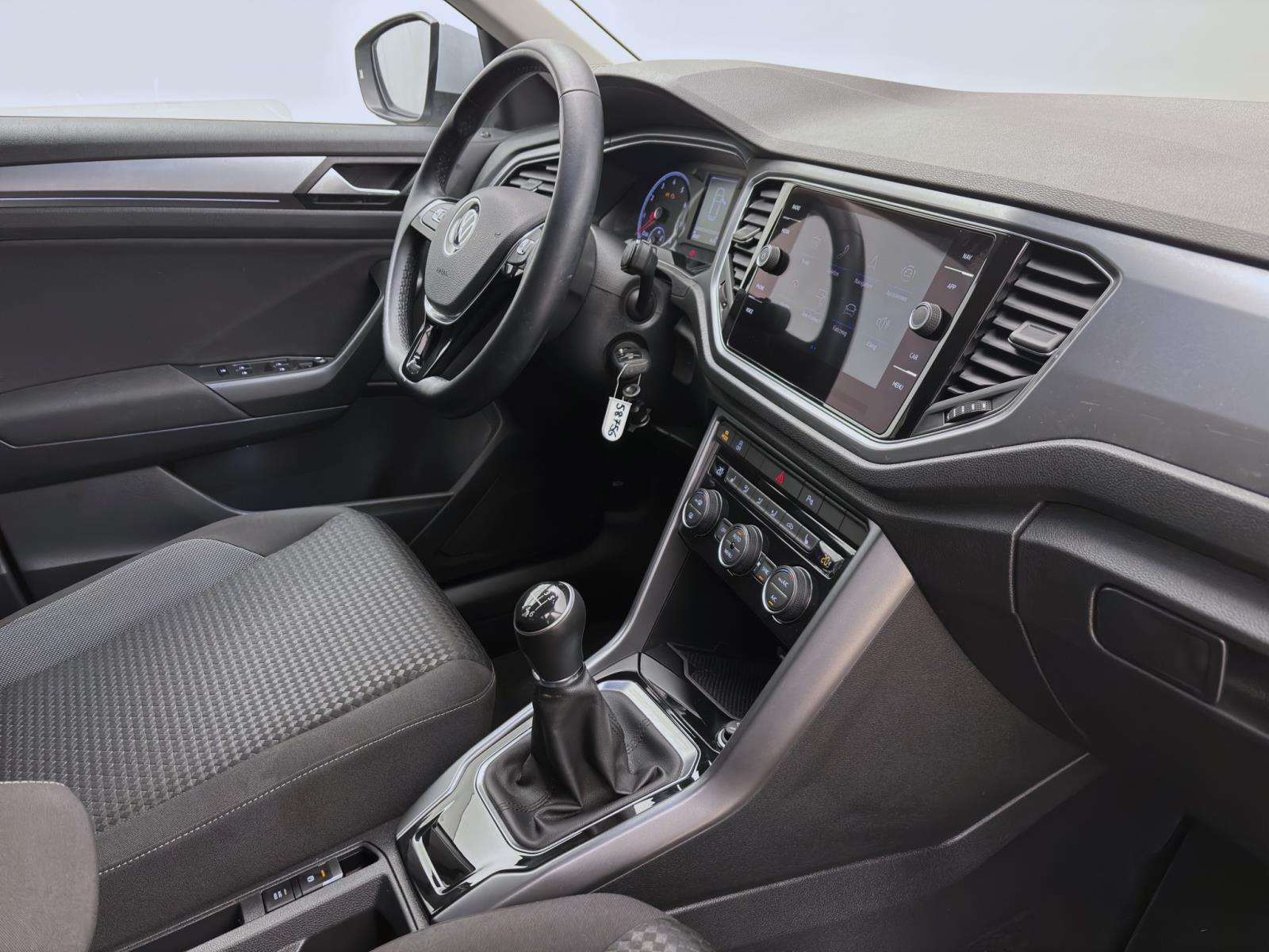 Volkswagen T-Roc 1.0 TSI ACTIVE NAVI APP-CONNECT SITZHZG
